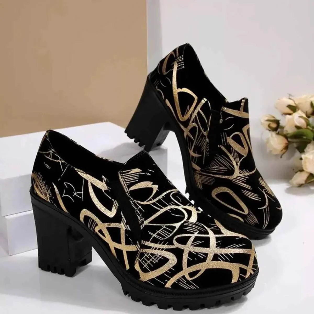 Stylish Round Toe Block : Heels Pumps