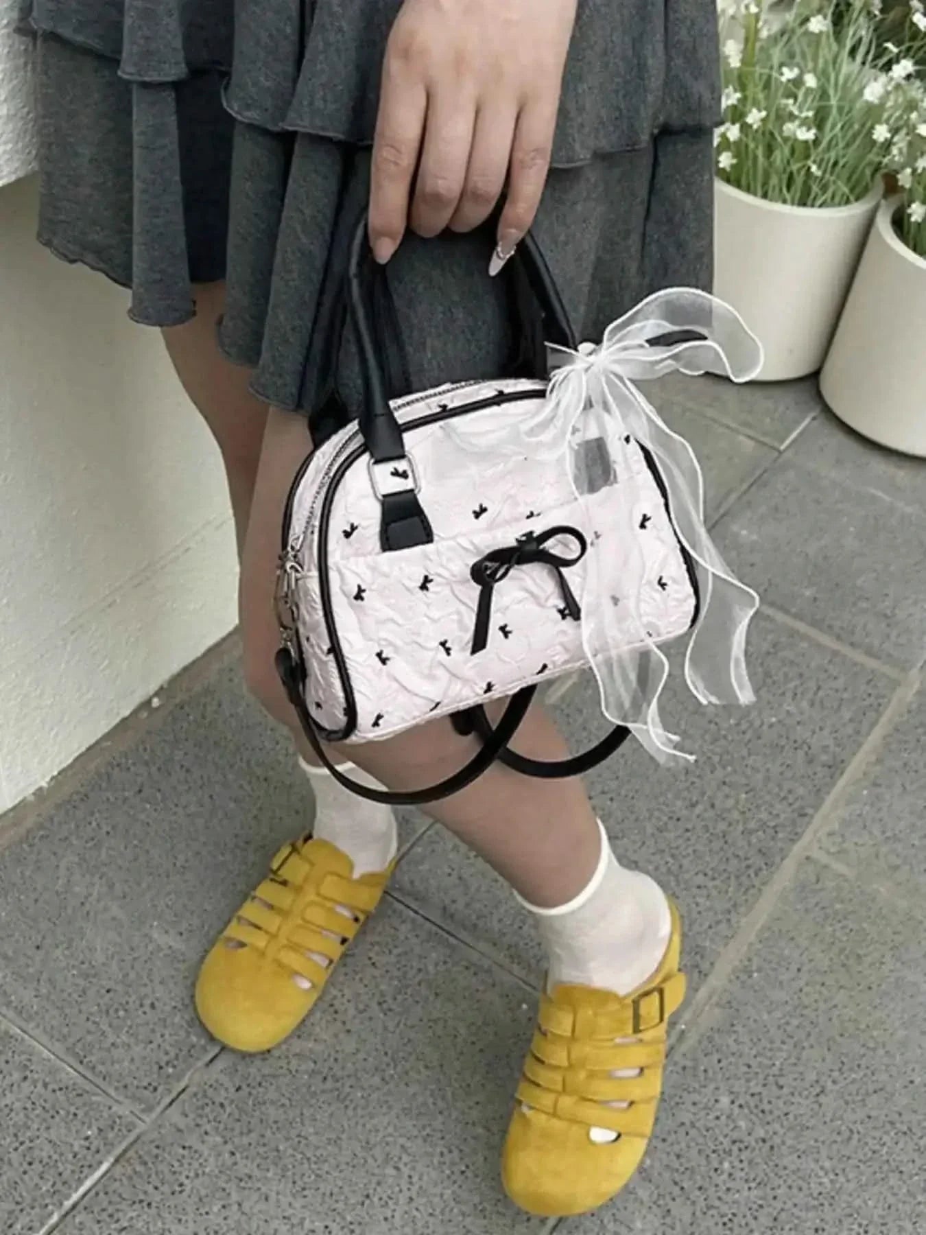 Chic Ruched Bow : Crossbody Bag