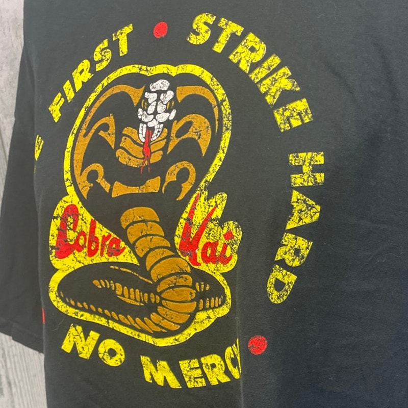 Cobra Kai Mens XL Strike First Strike Hard No Mercy Short Sleeve Tee Shirt