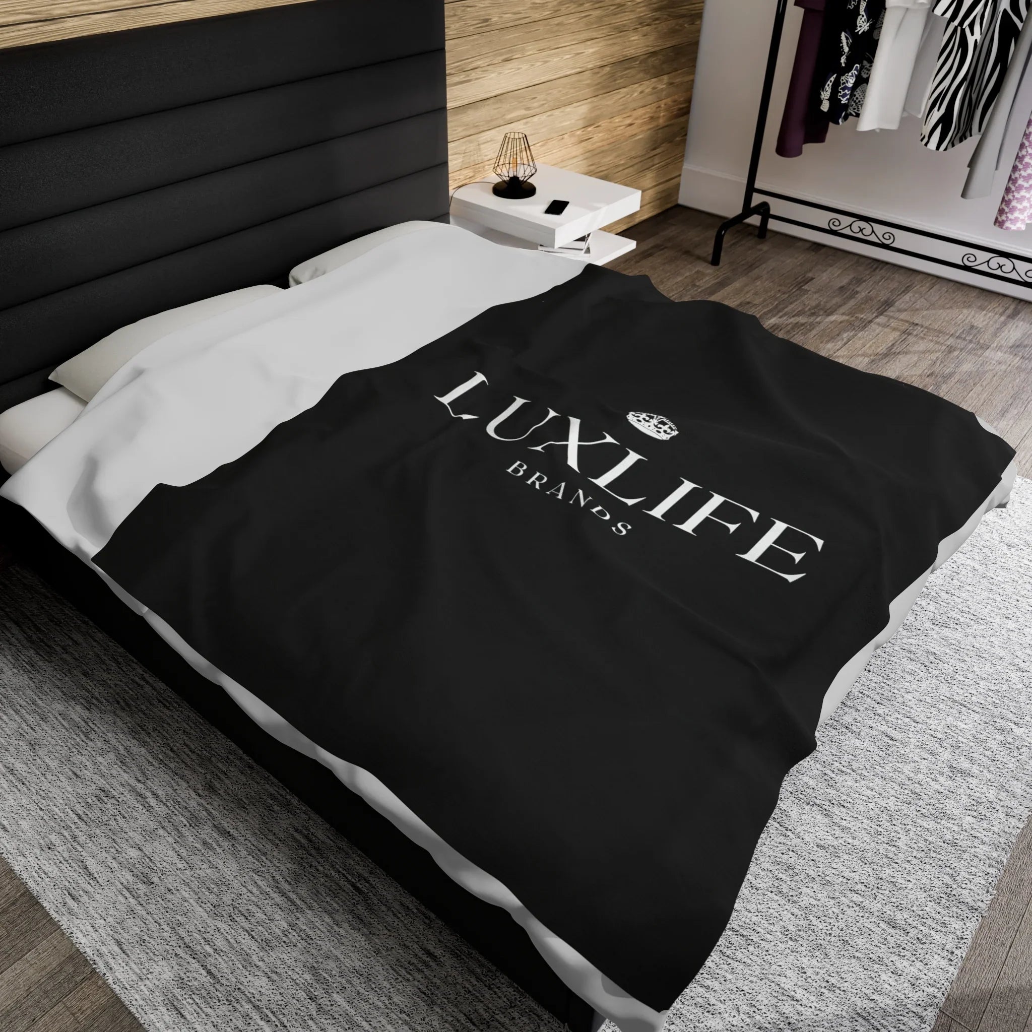 Luxlife Brands Black Velveteen Plush Blanket