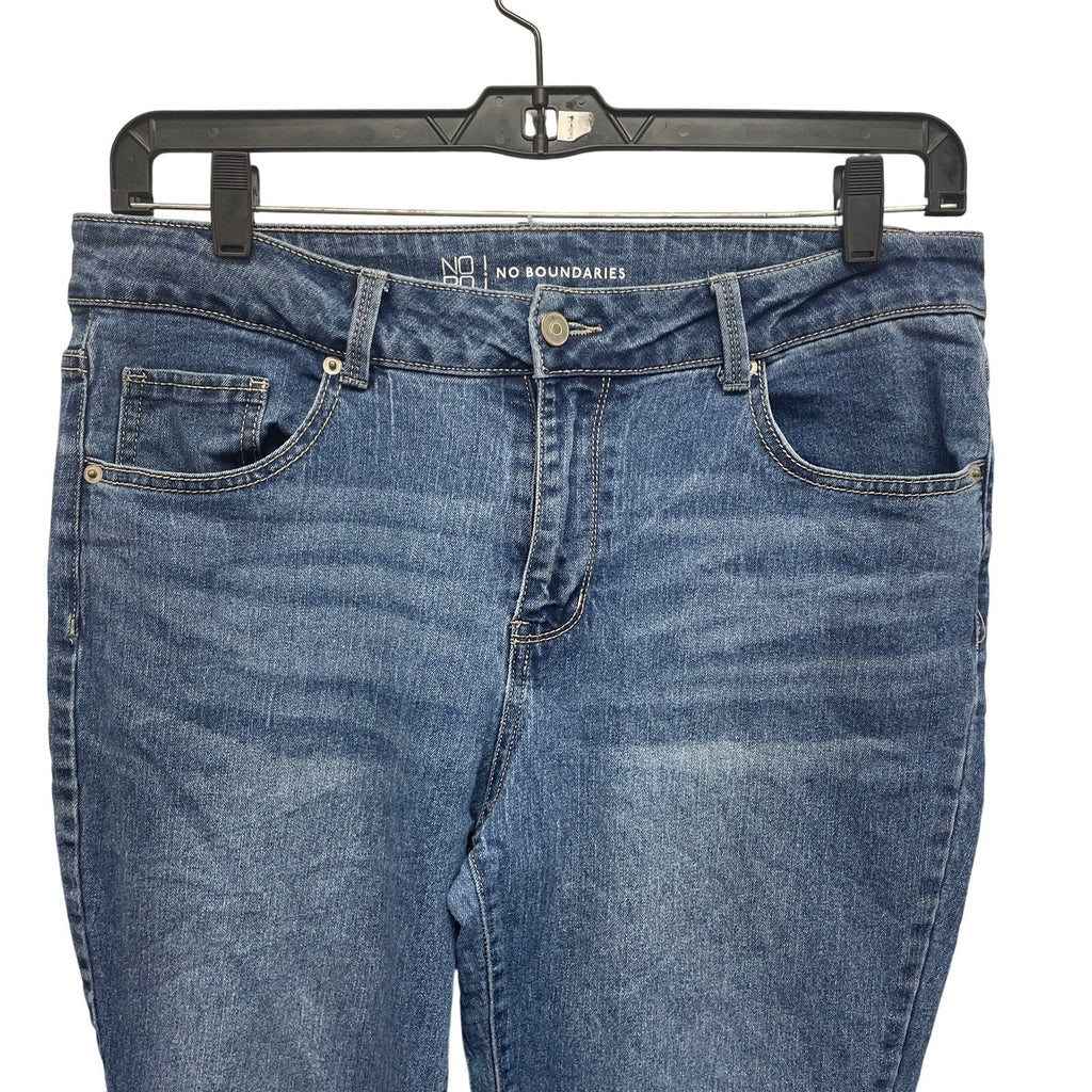 No Boundaries Juniors Size 17 Stretch Cotton Whiskered Denim Blue Jeans
