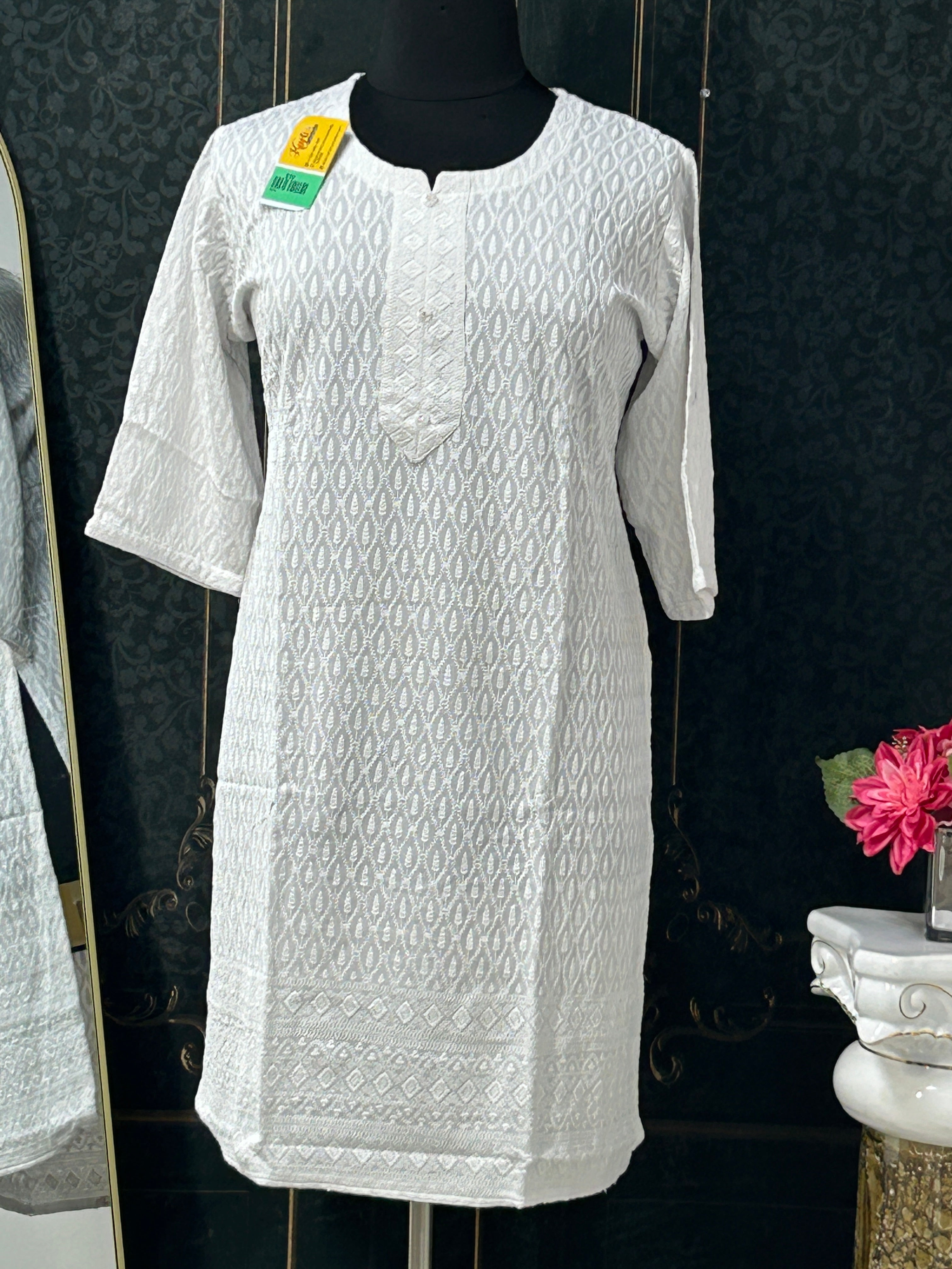 White chikankari kurti : Size 50