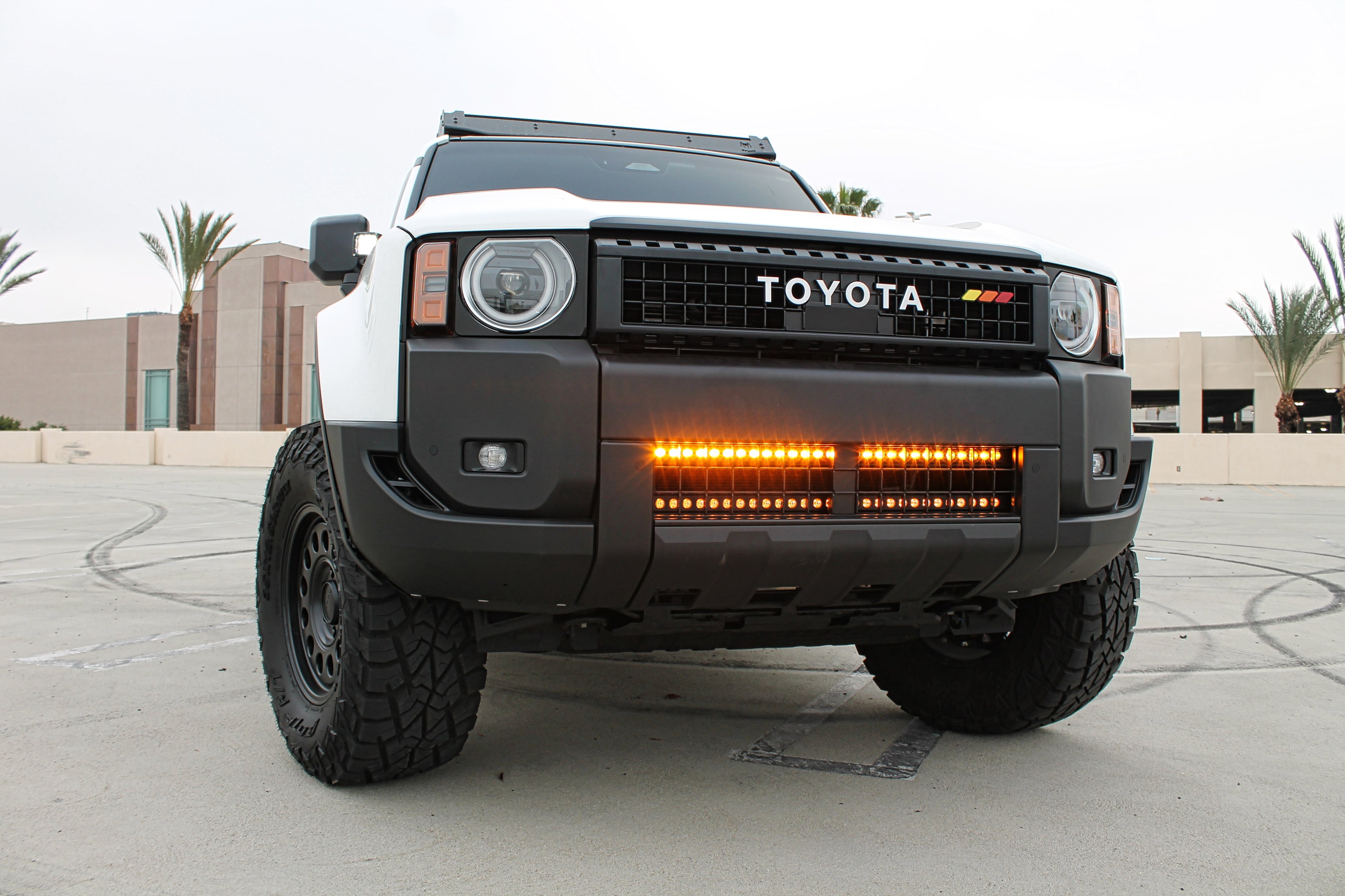 Land Cruiser light bar 2024+ Slim