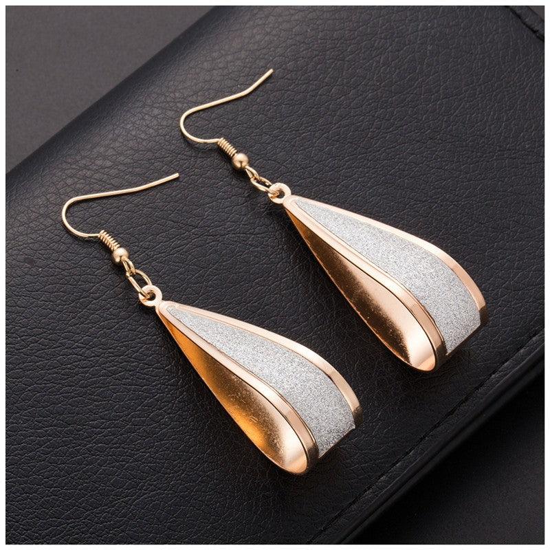 SHIMMER STUDS