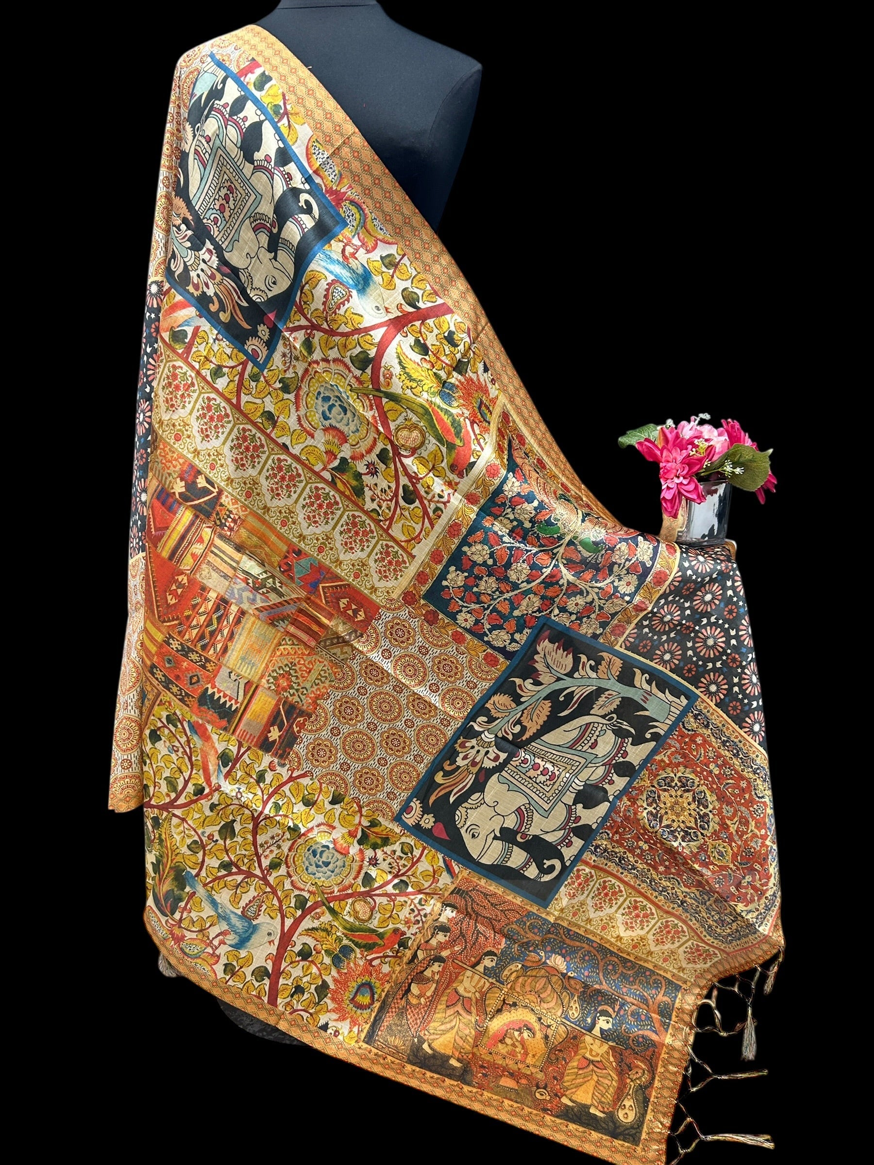 Kalamkari print dupatta