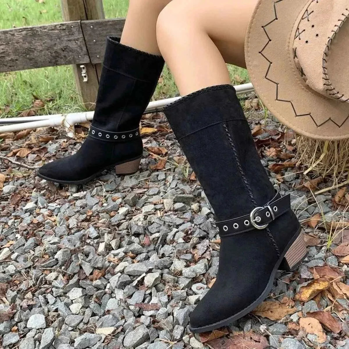 Stylish Point Toe Block : Heels Boots