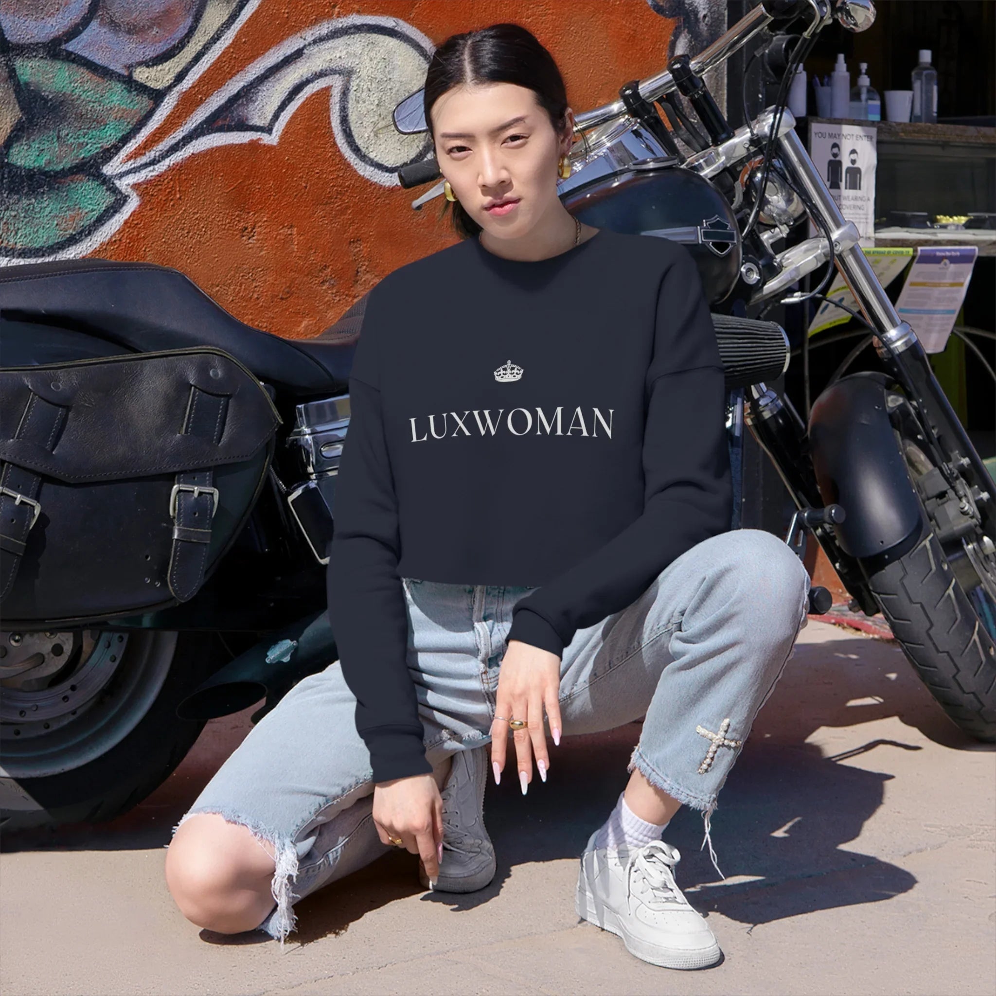 LUXWOMAN Breathable Fleece Cropped Sweatshirt