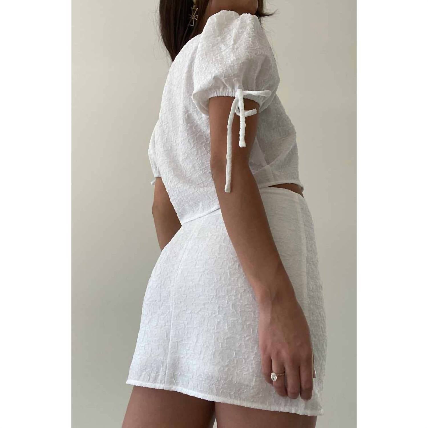 Puff Sleeve Top