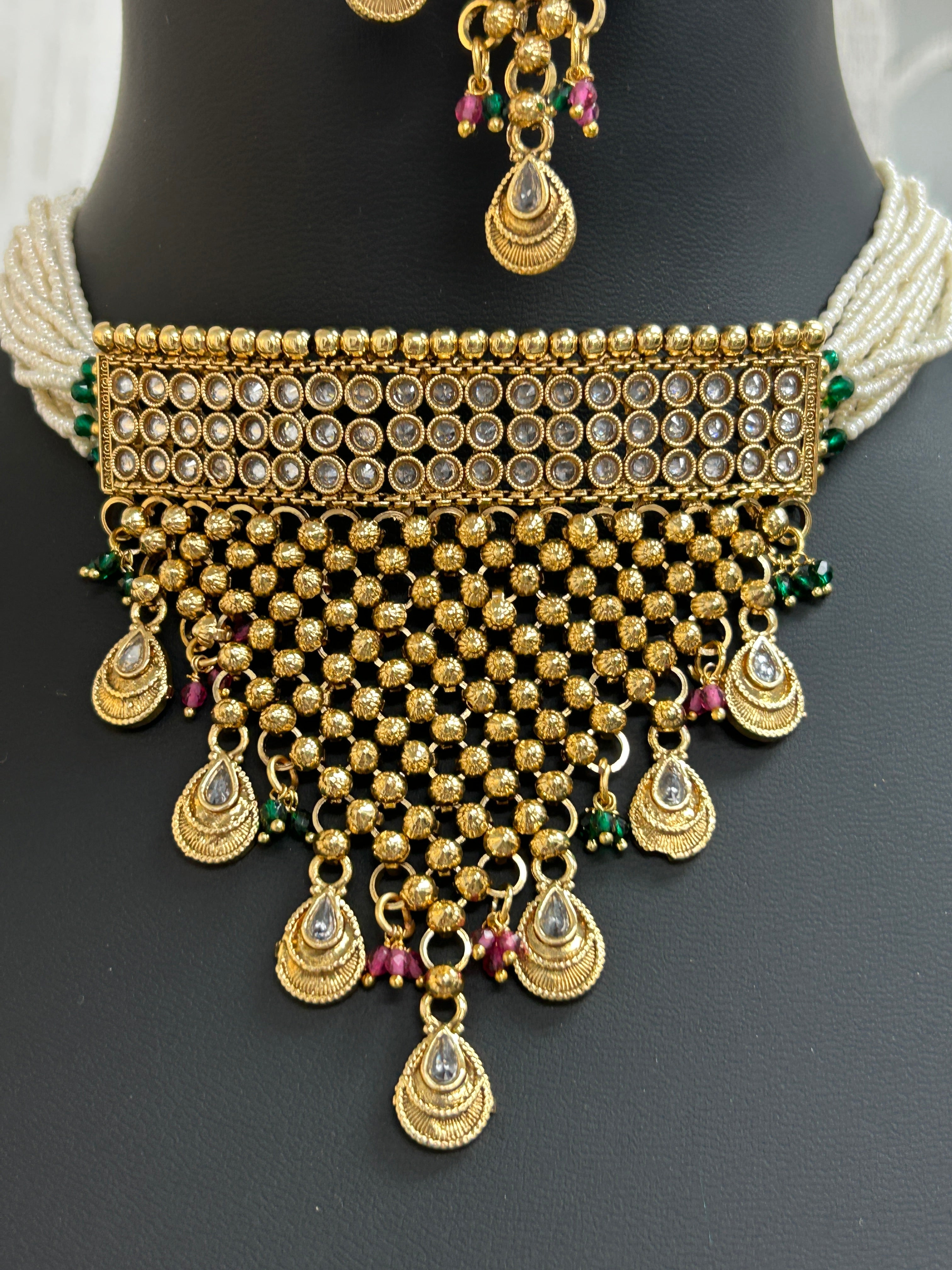 Gold plated necklace set / traditional necklace set