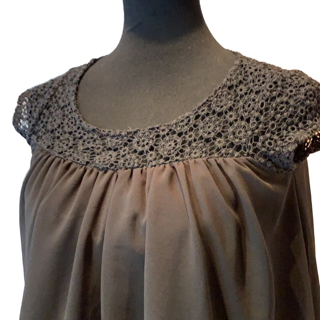 Kiddo by Katie Small Black Flowy Eyelet Lace Embroidered Top Blouse