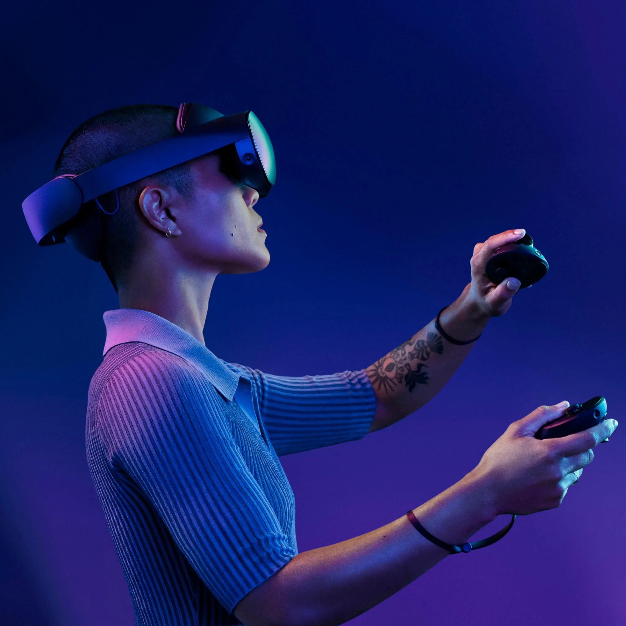 Quest Pro — Premium MR/VR Headset — Featuring Ergonomic Design and Advanced Features
