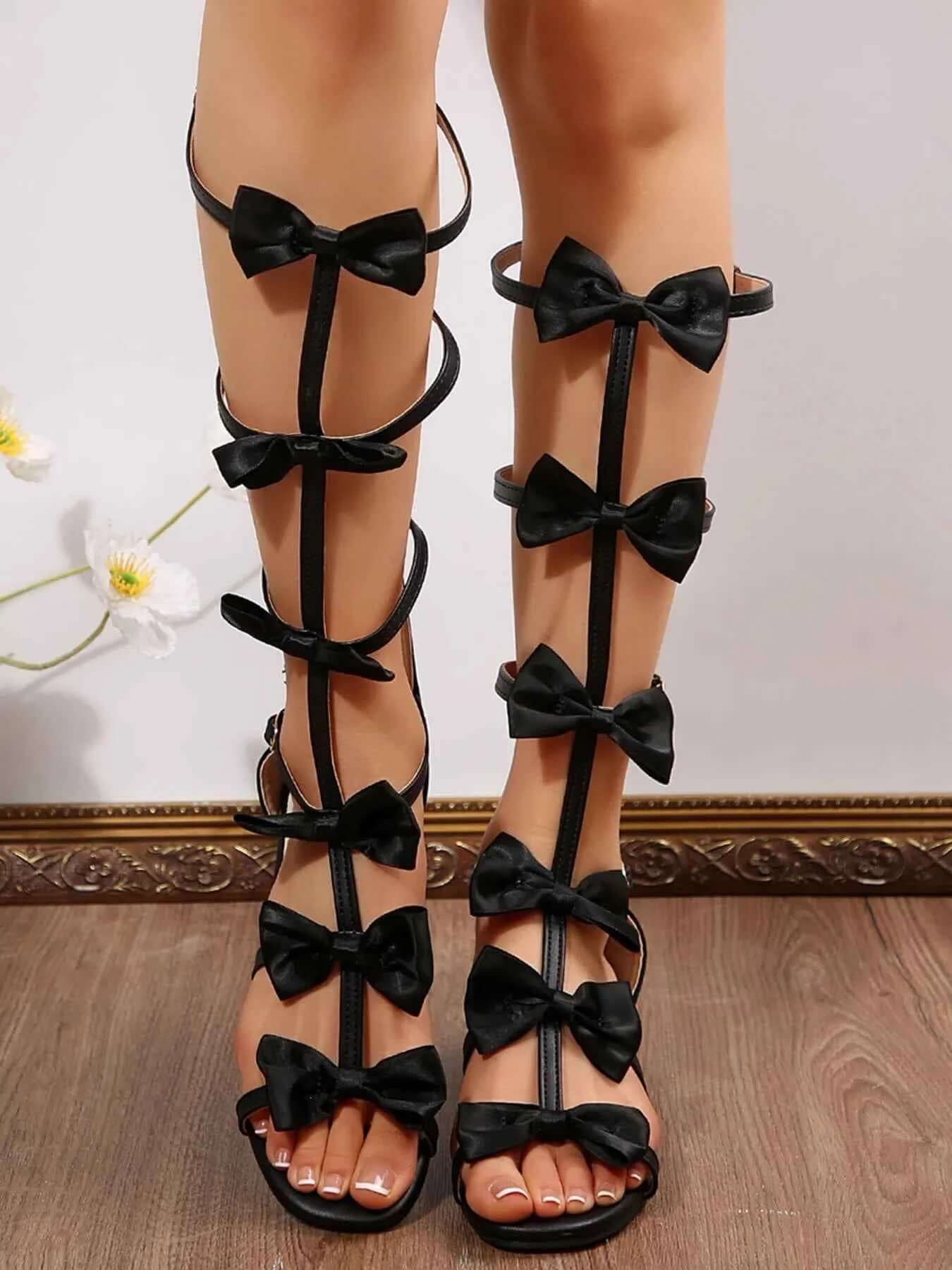 Chic Bow Heels: Strappy Sandals