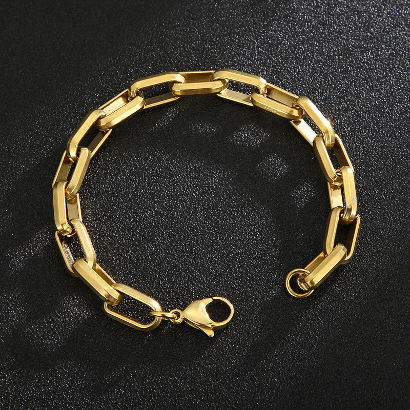 SLEEK CHAIN LINK