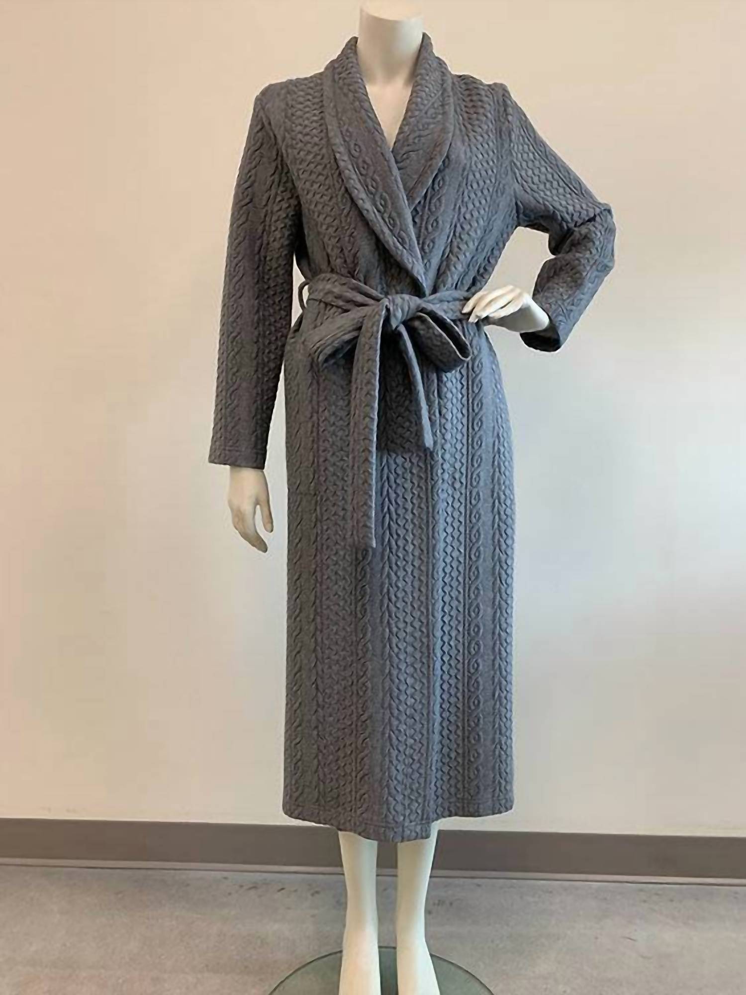 WOMEN'S CABLE KNIT ROBE