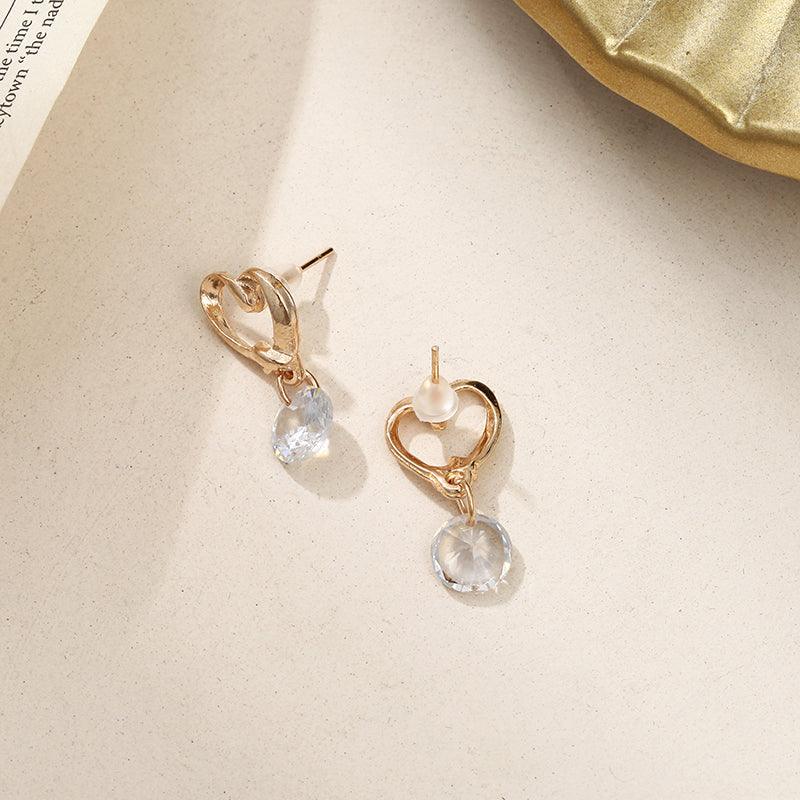 NEW NOVELTIES