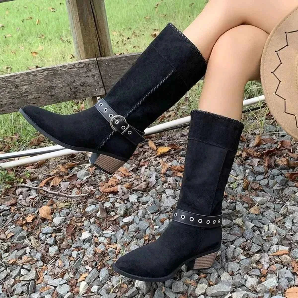 Stylish Point Toe Block : Heels Boots