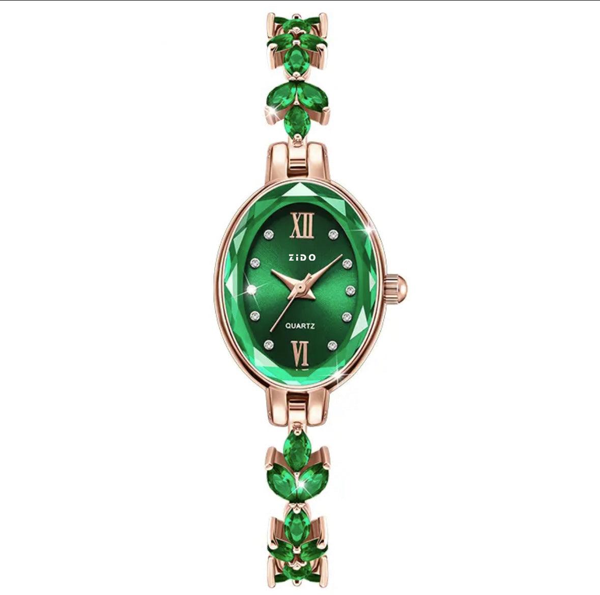 SLEEK TIMEPIECE