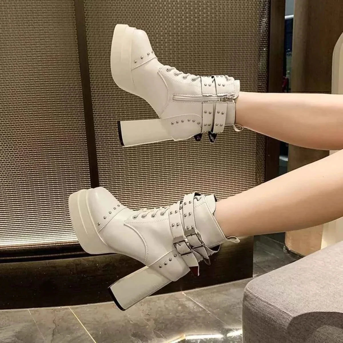 Elegant Round Toe Block : Heels Boots