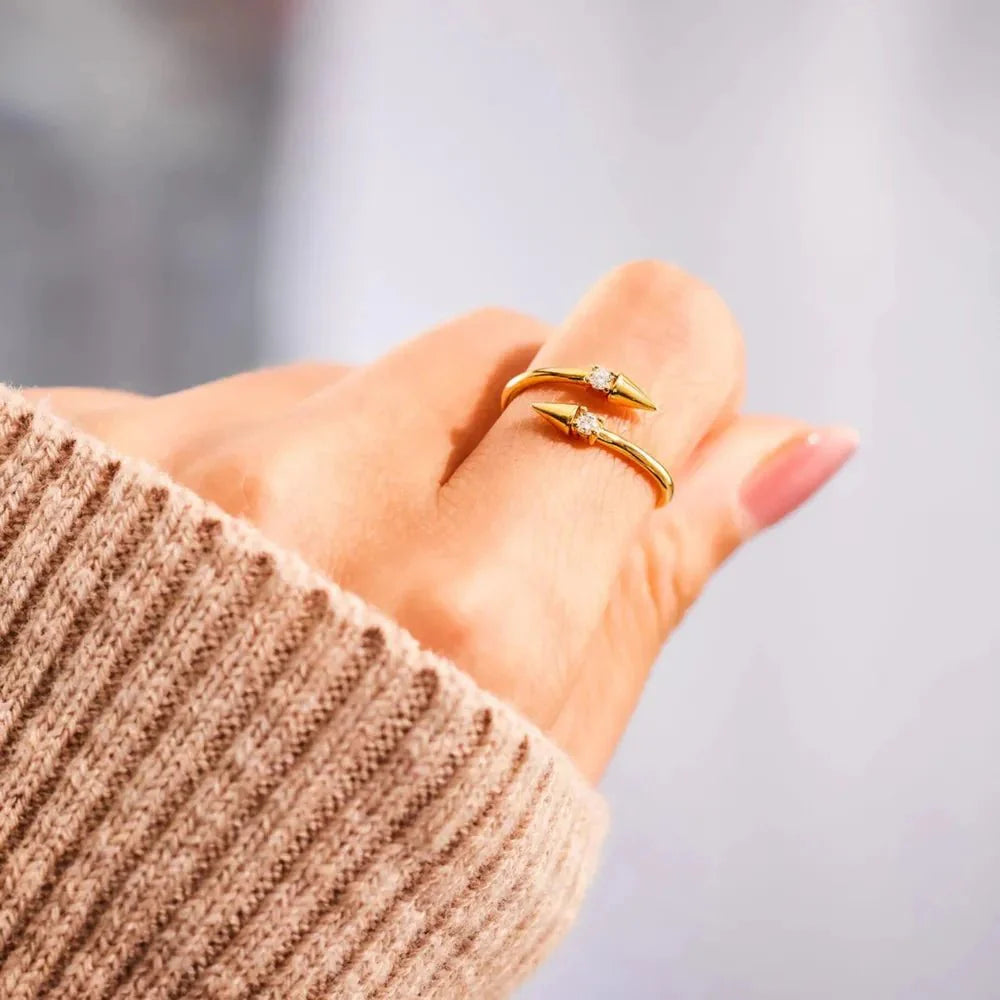 Arrowlight Ring