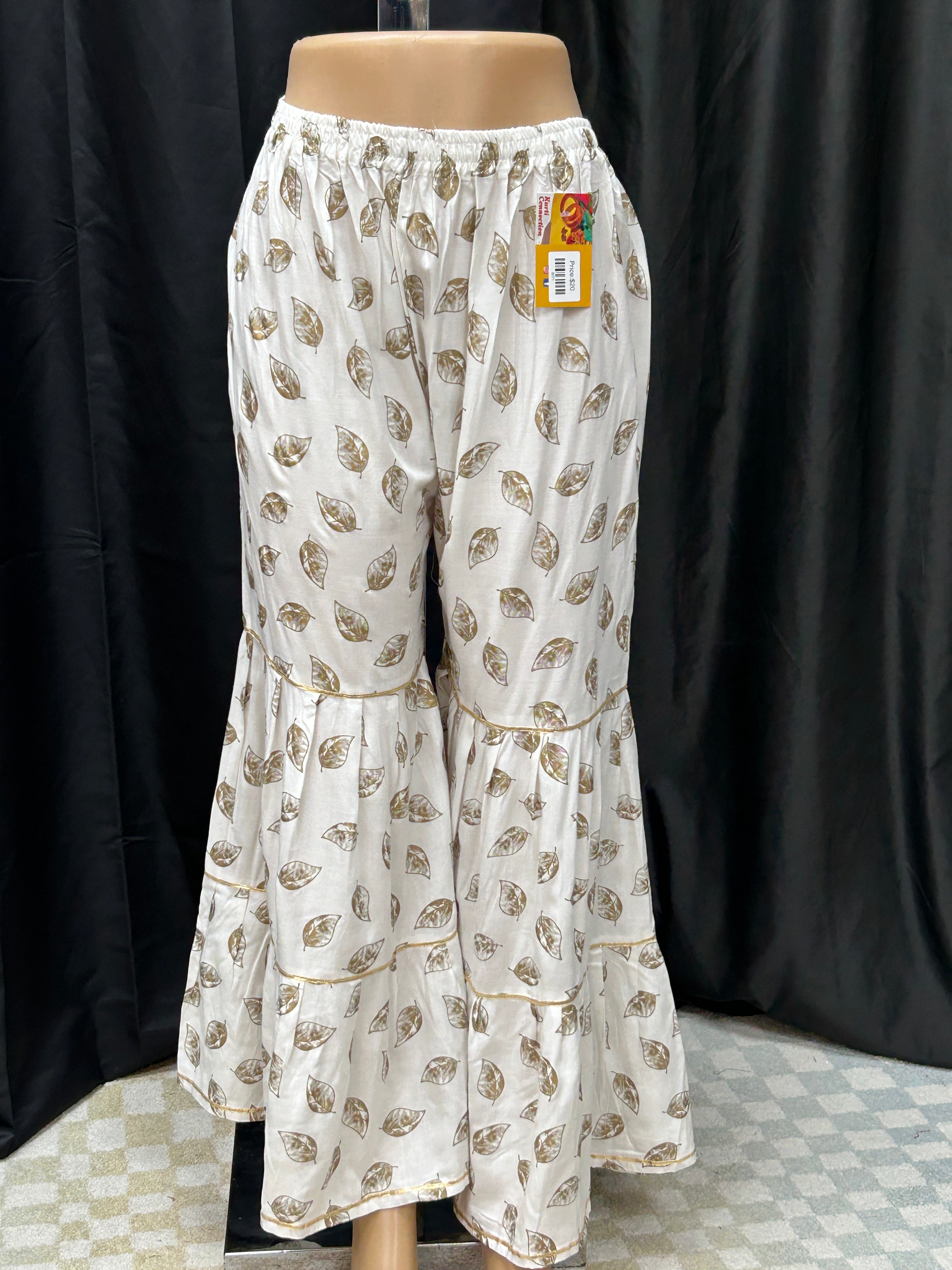 Cotton white pant with gold print