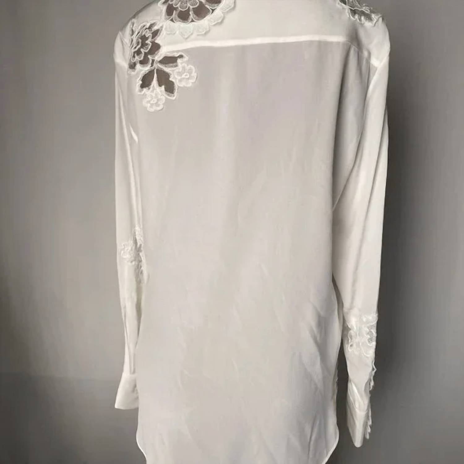 Women’s Lace-appliqué Button-up Top