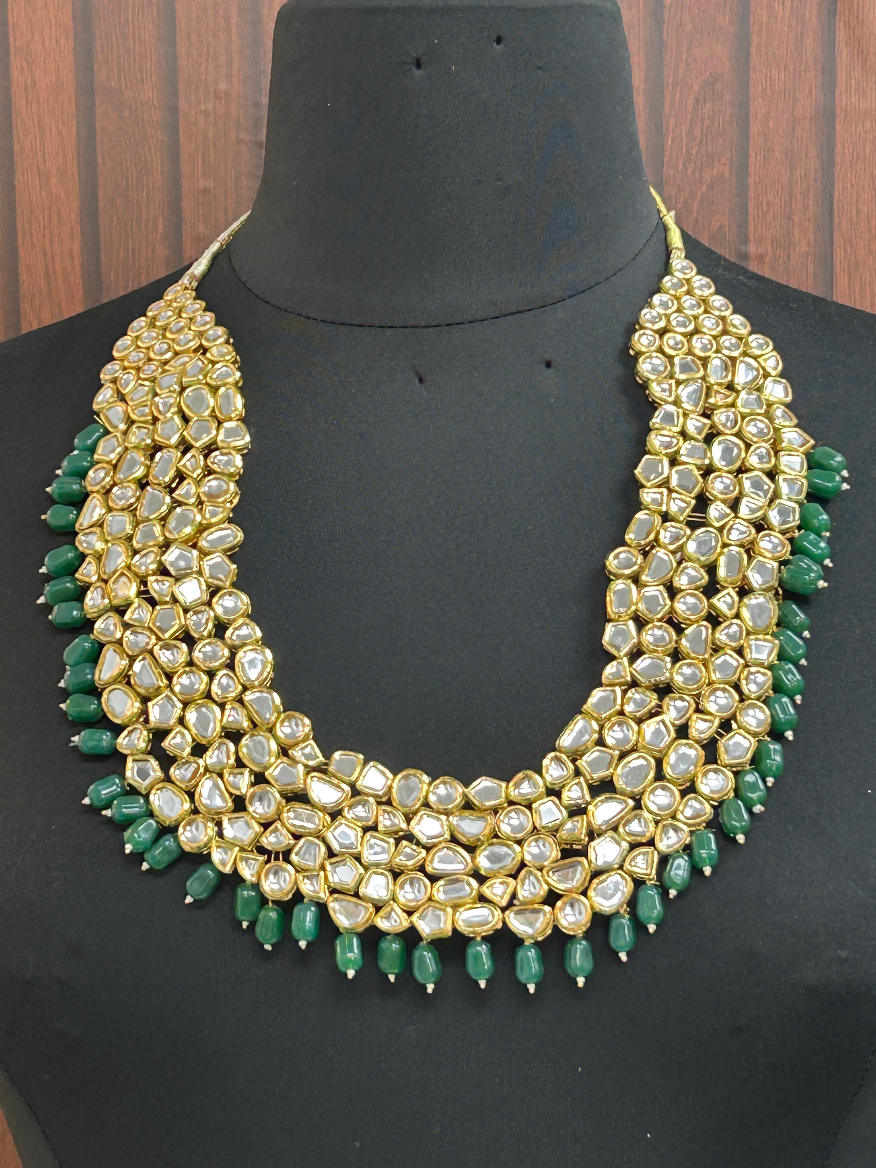 Statement Kundan necklace