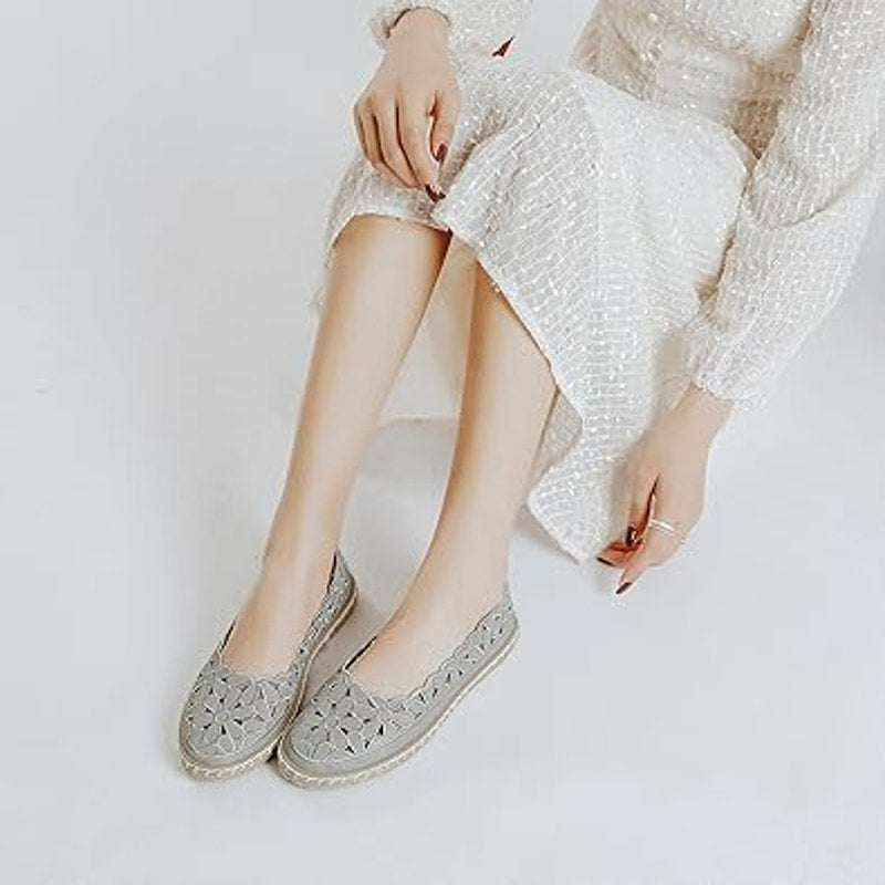 New Heawish Womens 9.5 Silver Daisy Flower Cutoout Espadrille Ballet Flat Shoes