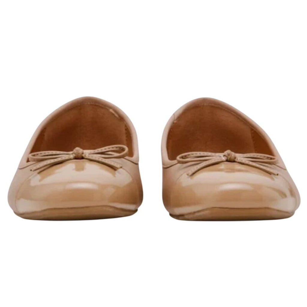 New In Box DV by Dolce Vita Womens Size 8 Tan Moxy Cafe Ballet Flats Shoes