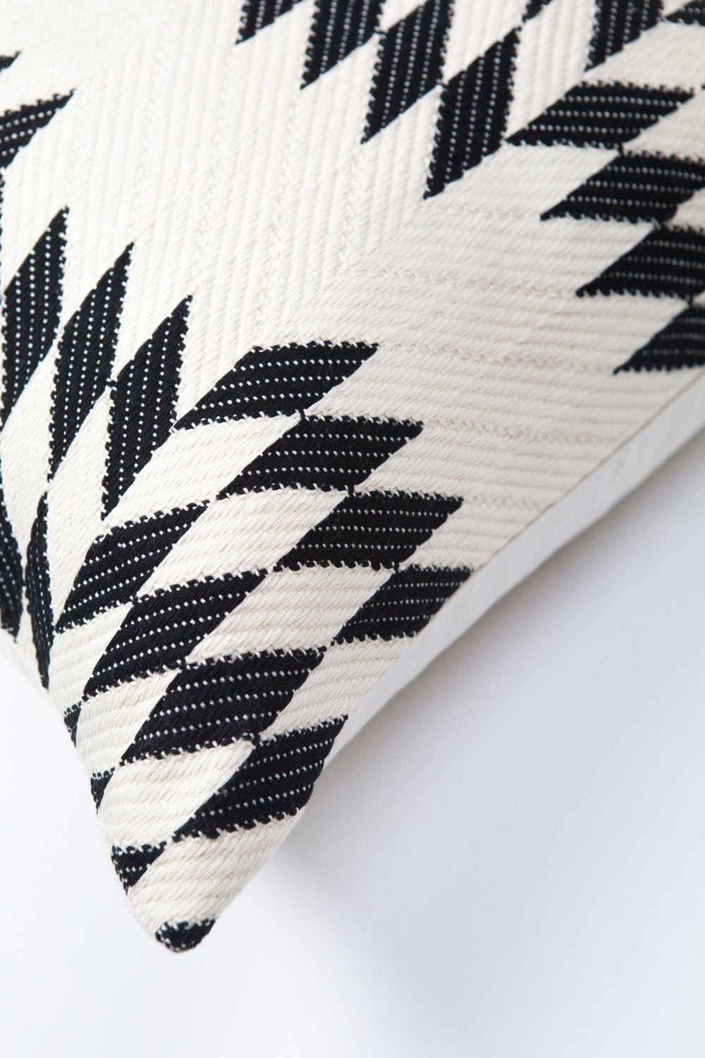 Almolonga Quilt Pillows