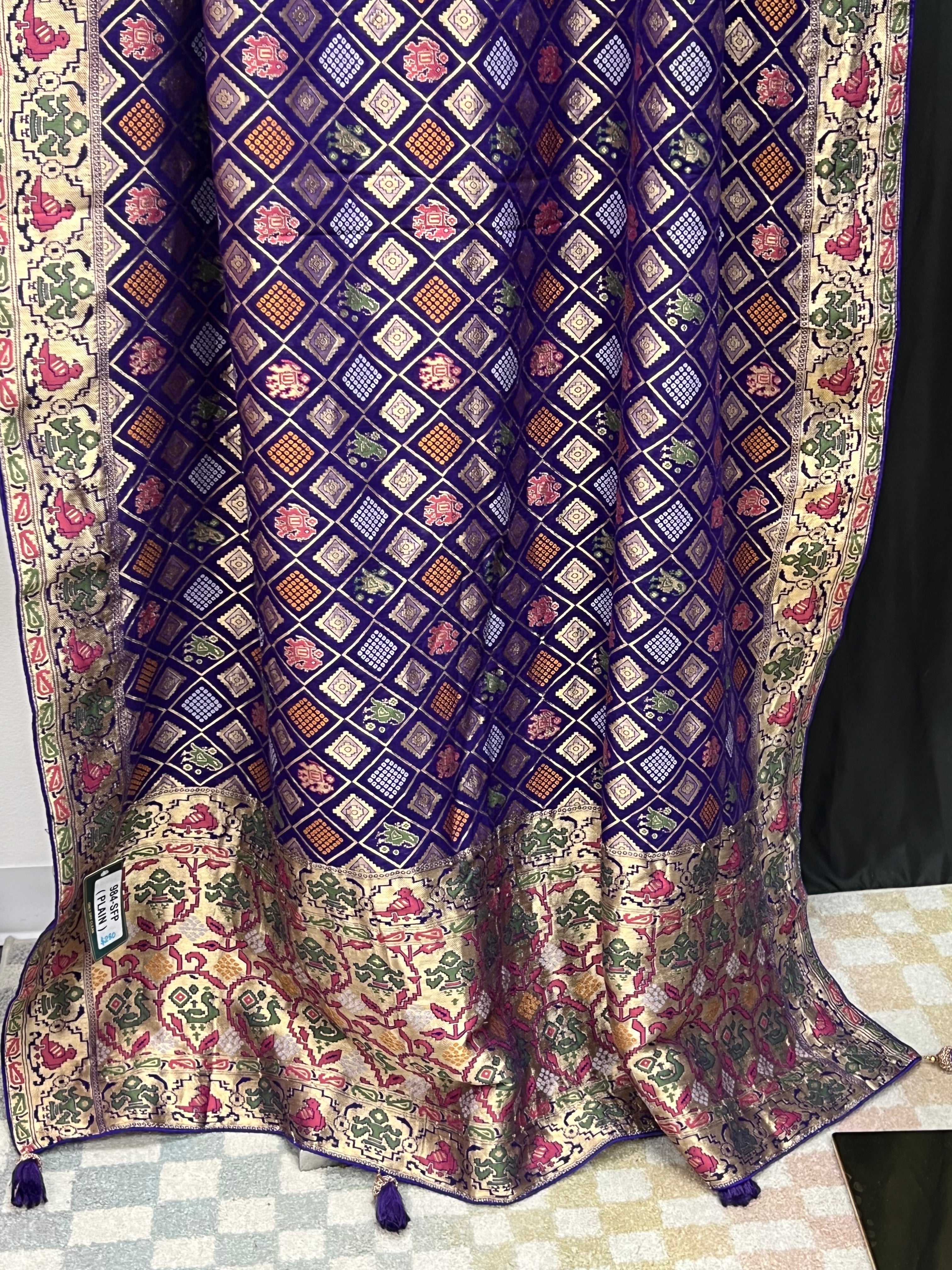 Patola bandhani saree with ready to wear blouse