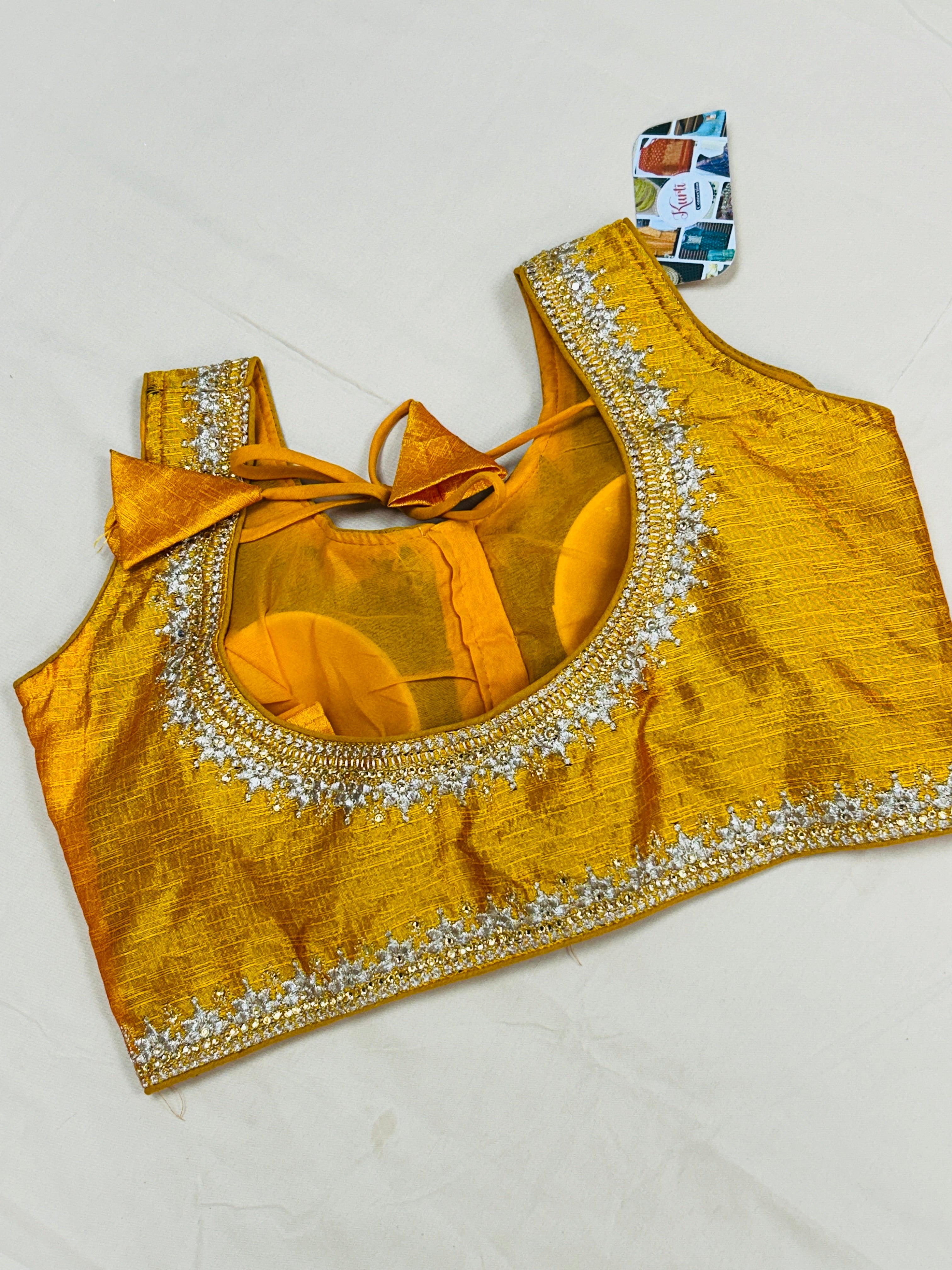 Yellow blouse : SALE
