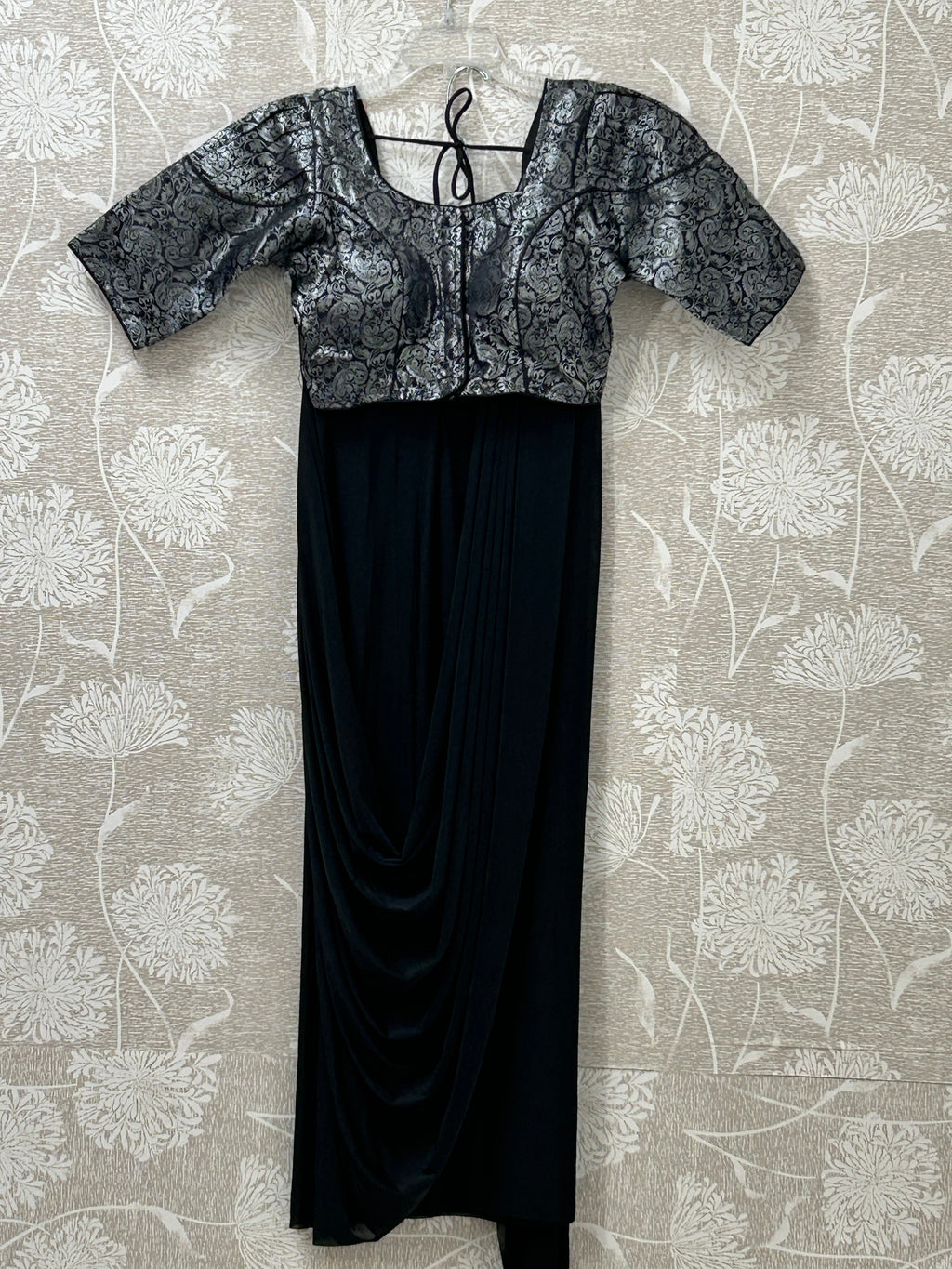 Readymade saree with blouse