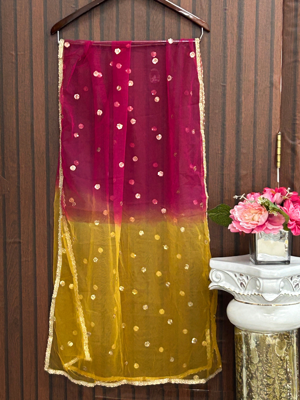 Net dupatta : pink yellow