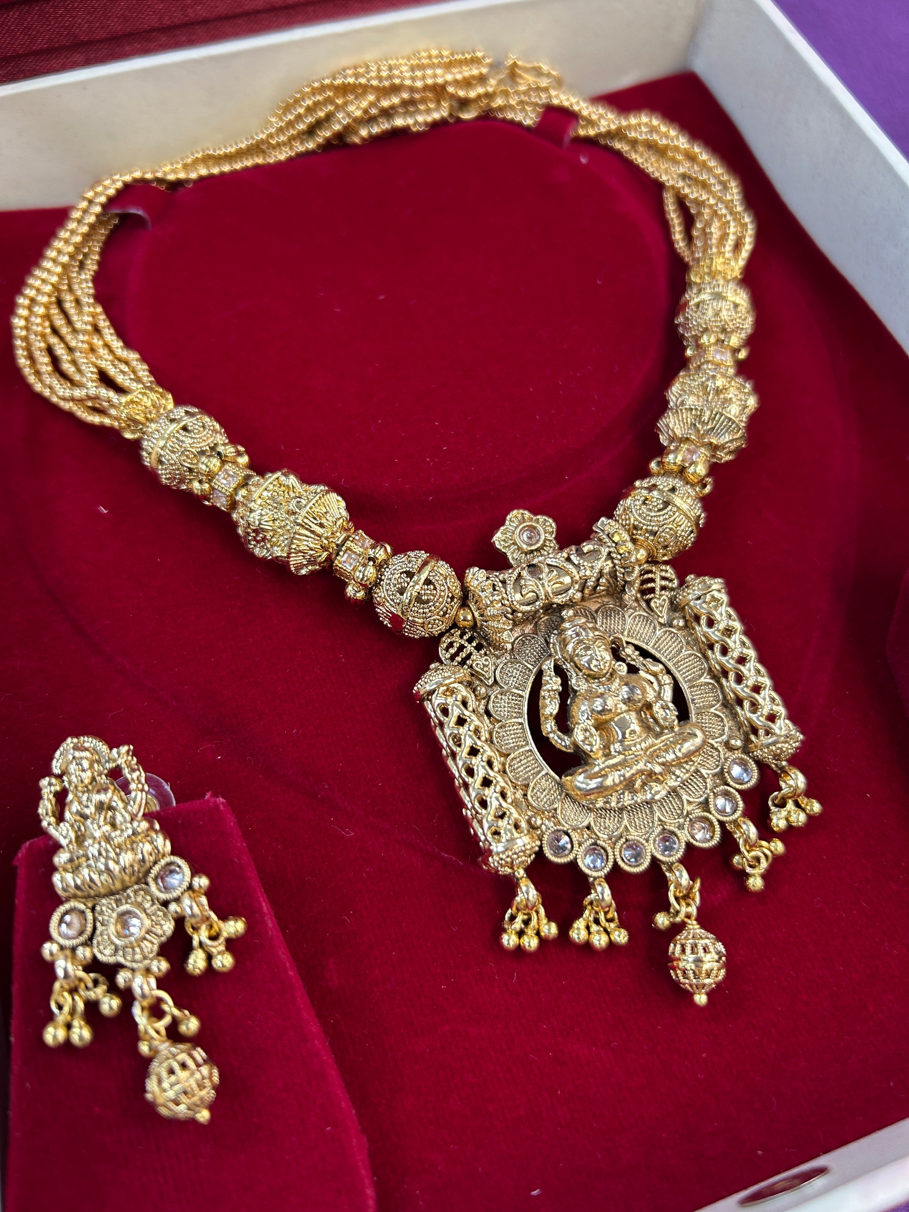 Lakshmi Necklace set
