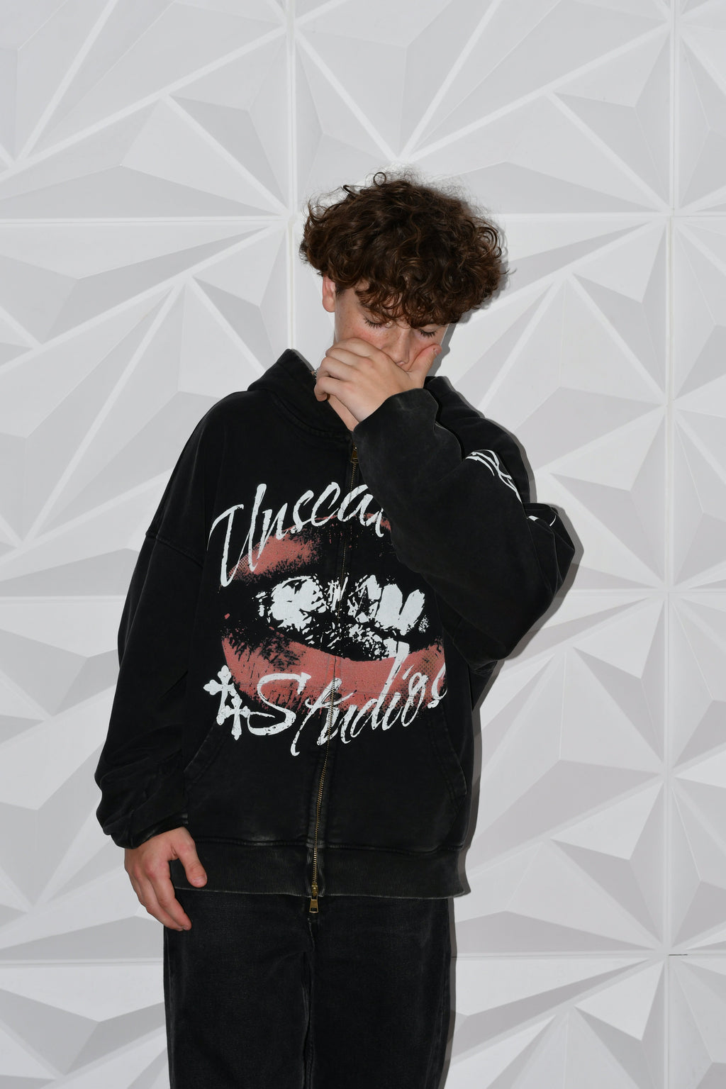Cold Kiss Zip up
