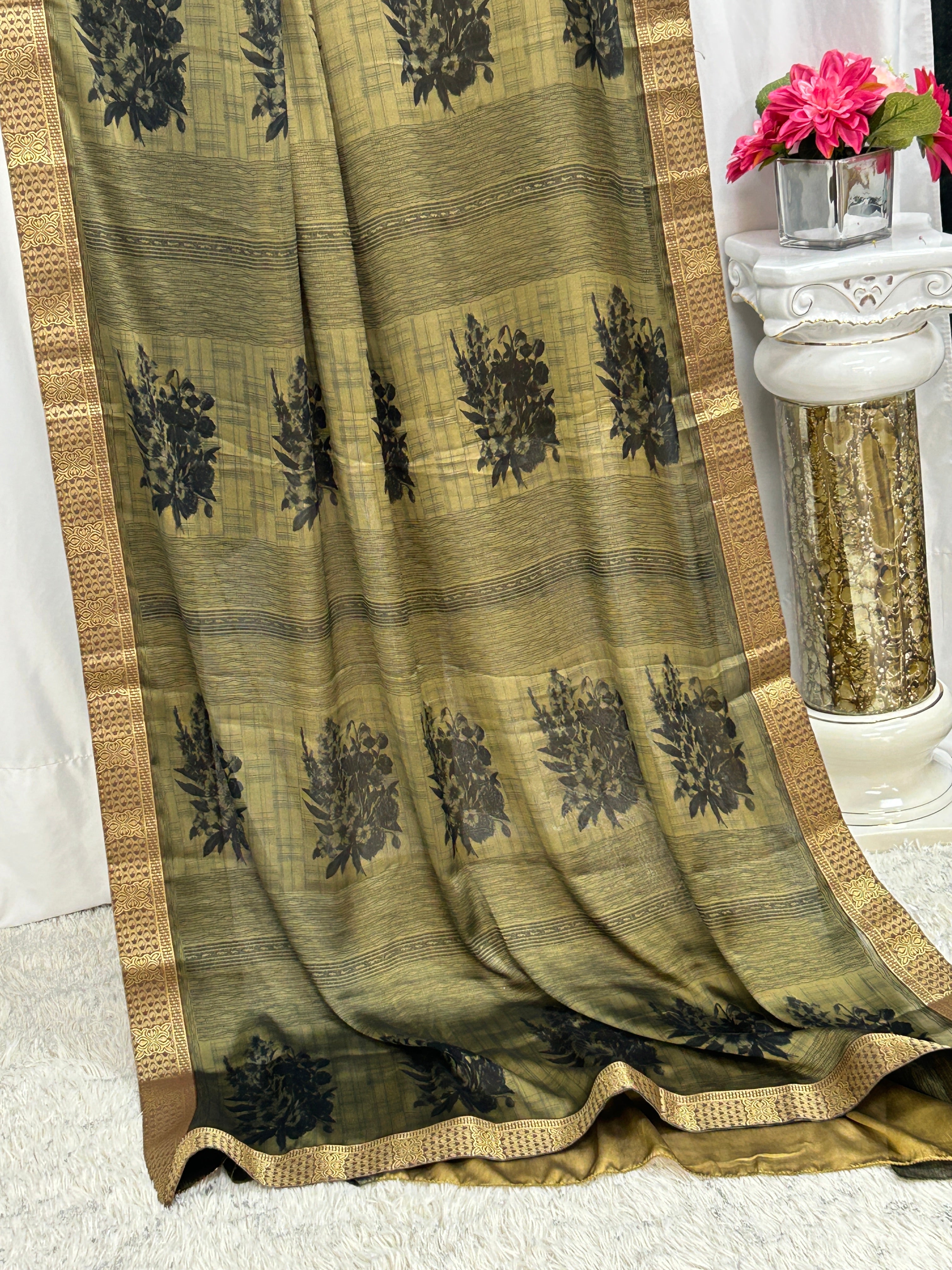 Printed Chiffon silk saree : fall pico done