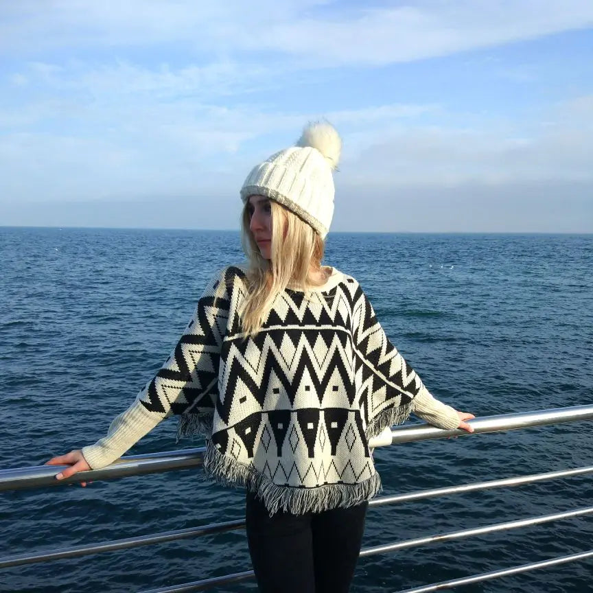 Women's Batwing Geometric Pattern Knit Sweater Top