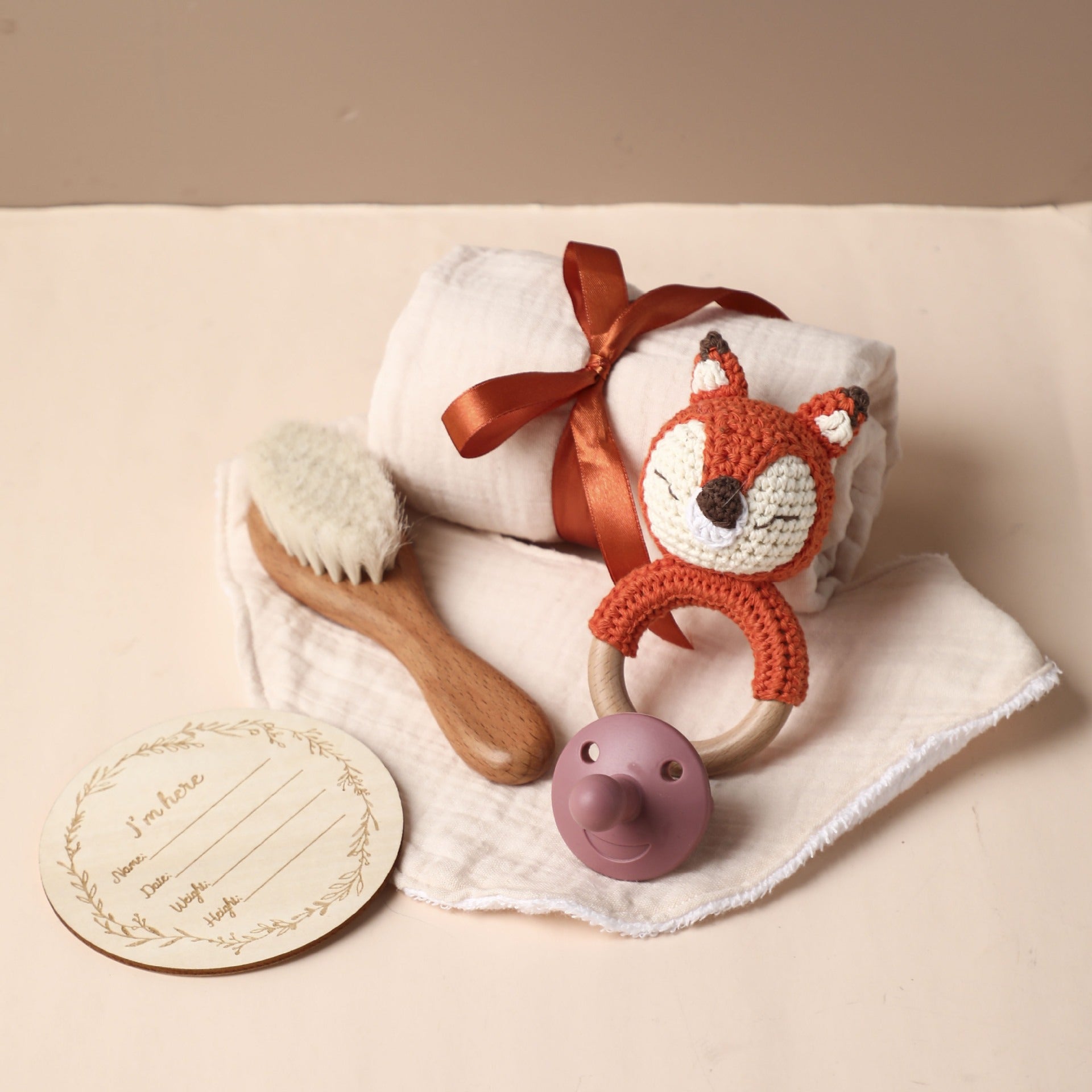 Full moon birth with hand gift, bath towel, wool brush, baby shower mouth, water towel, pacifier set