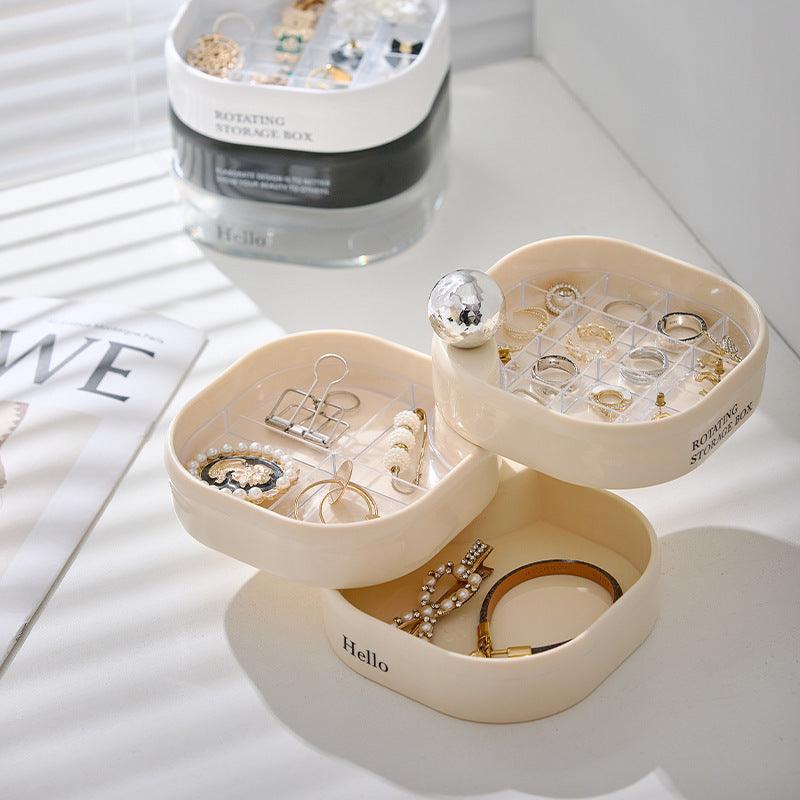 HELLO LUXE