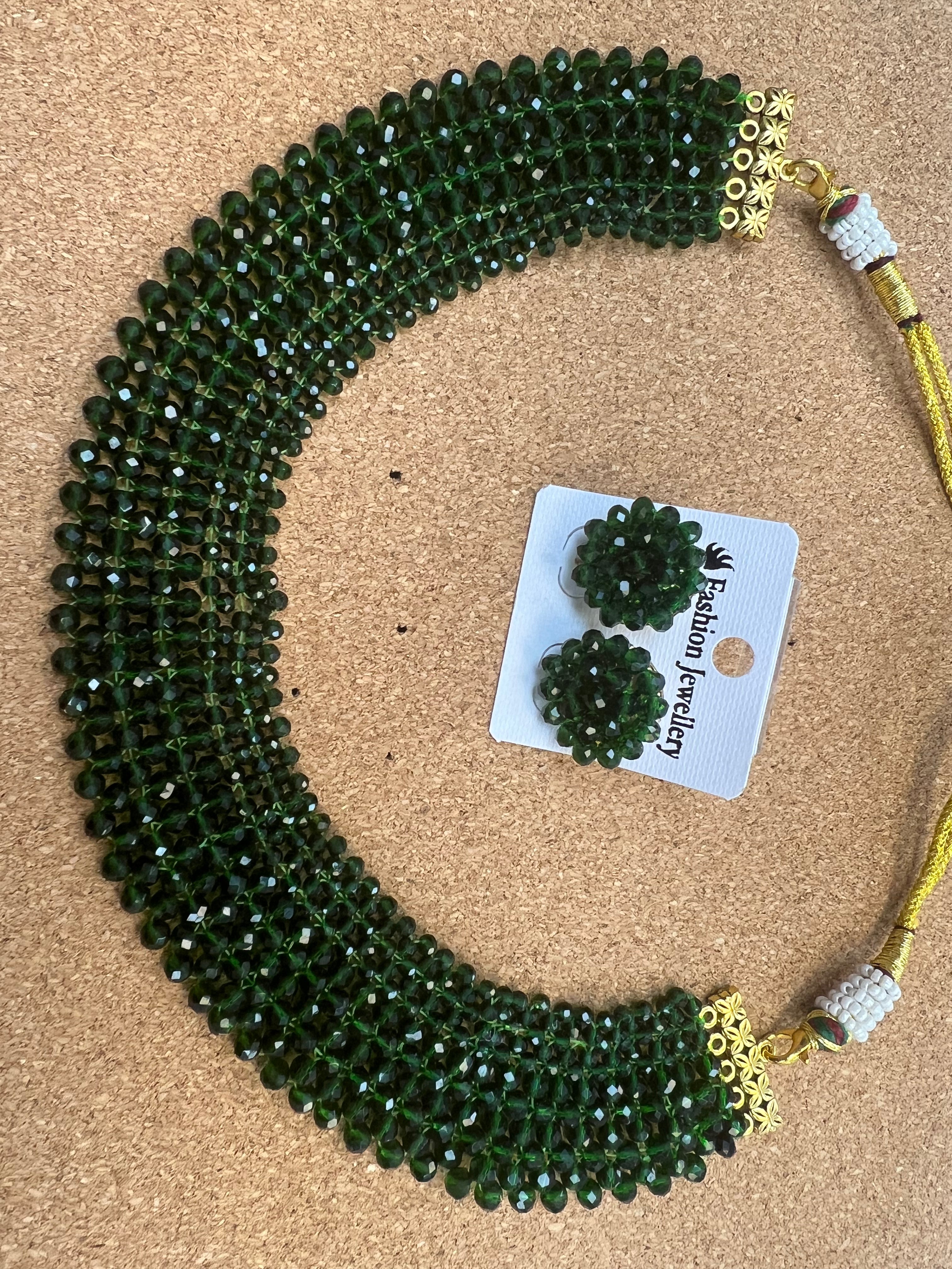 Crystal beads necklace