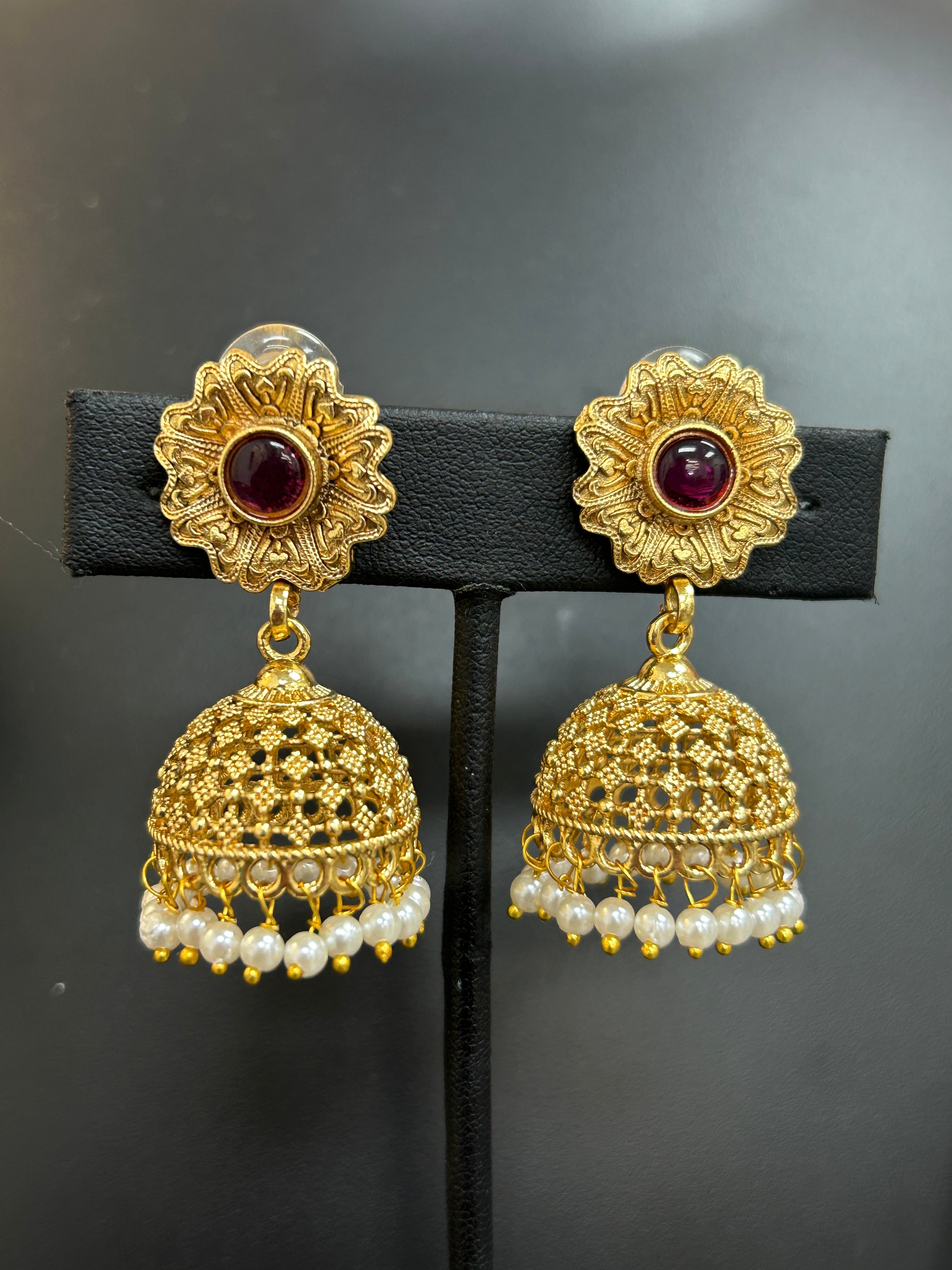 Lightweight jhumki