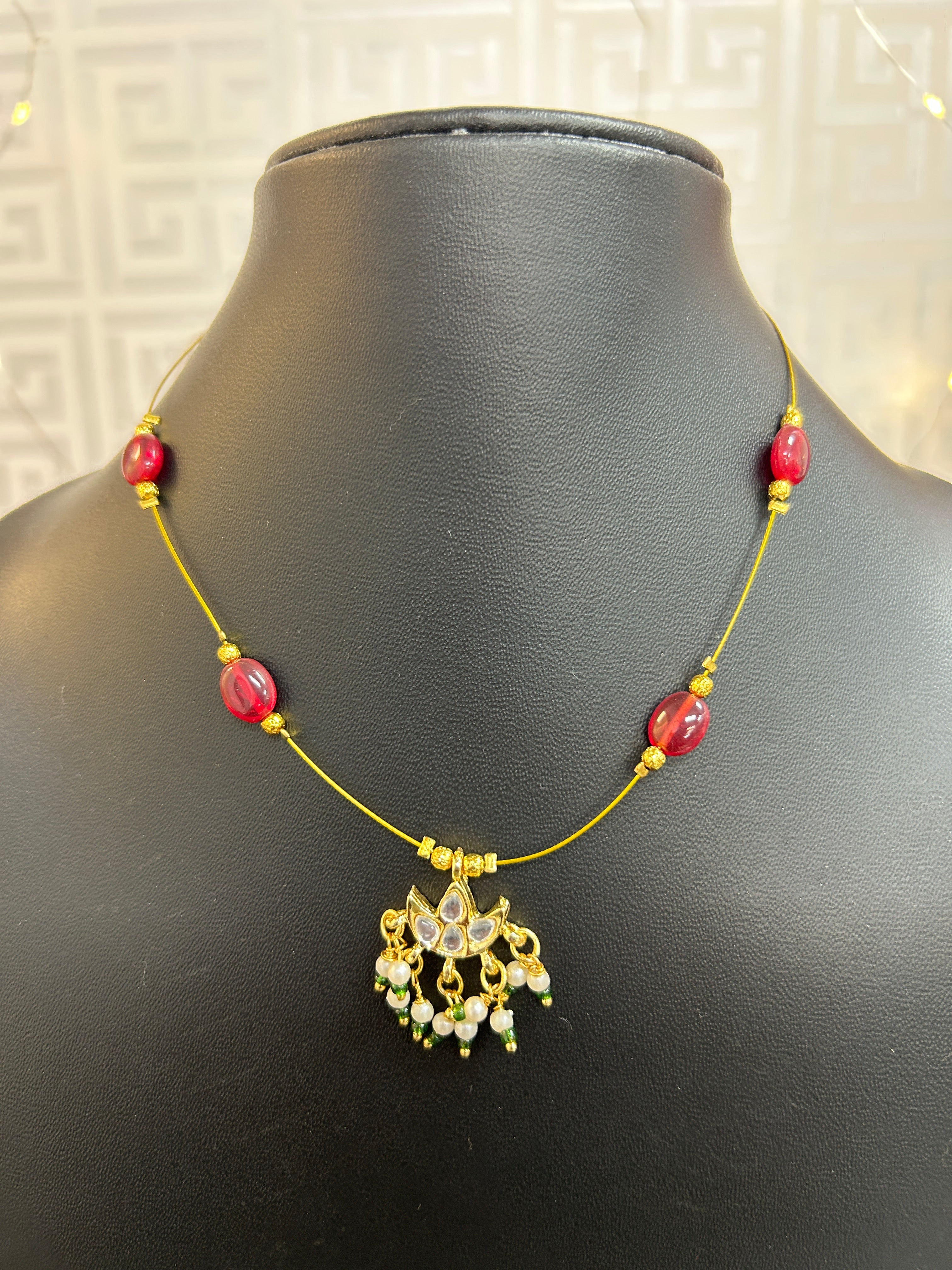 Invisible necklace