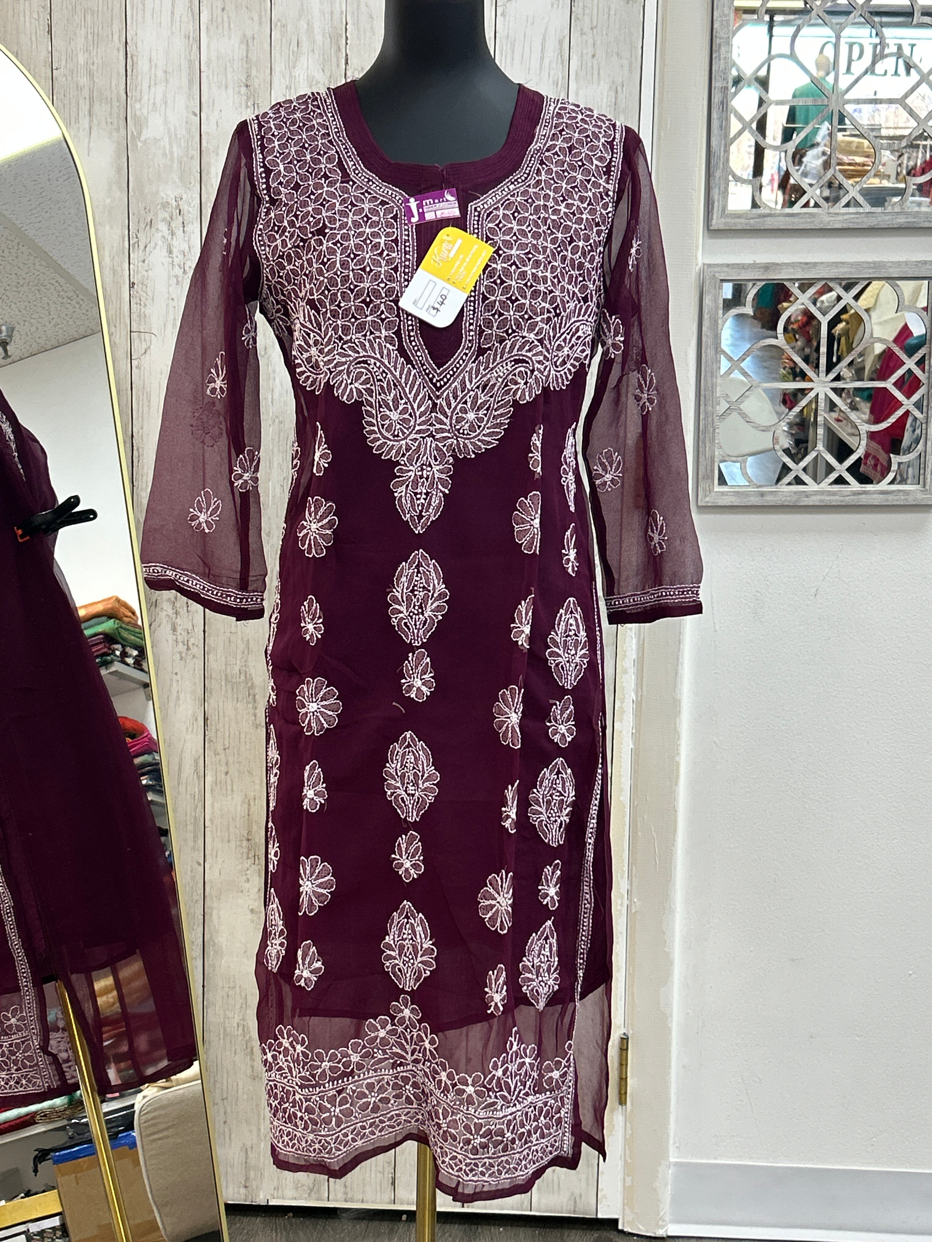 Chiffon Chikankari kurti