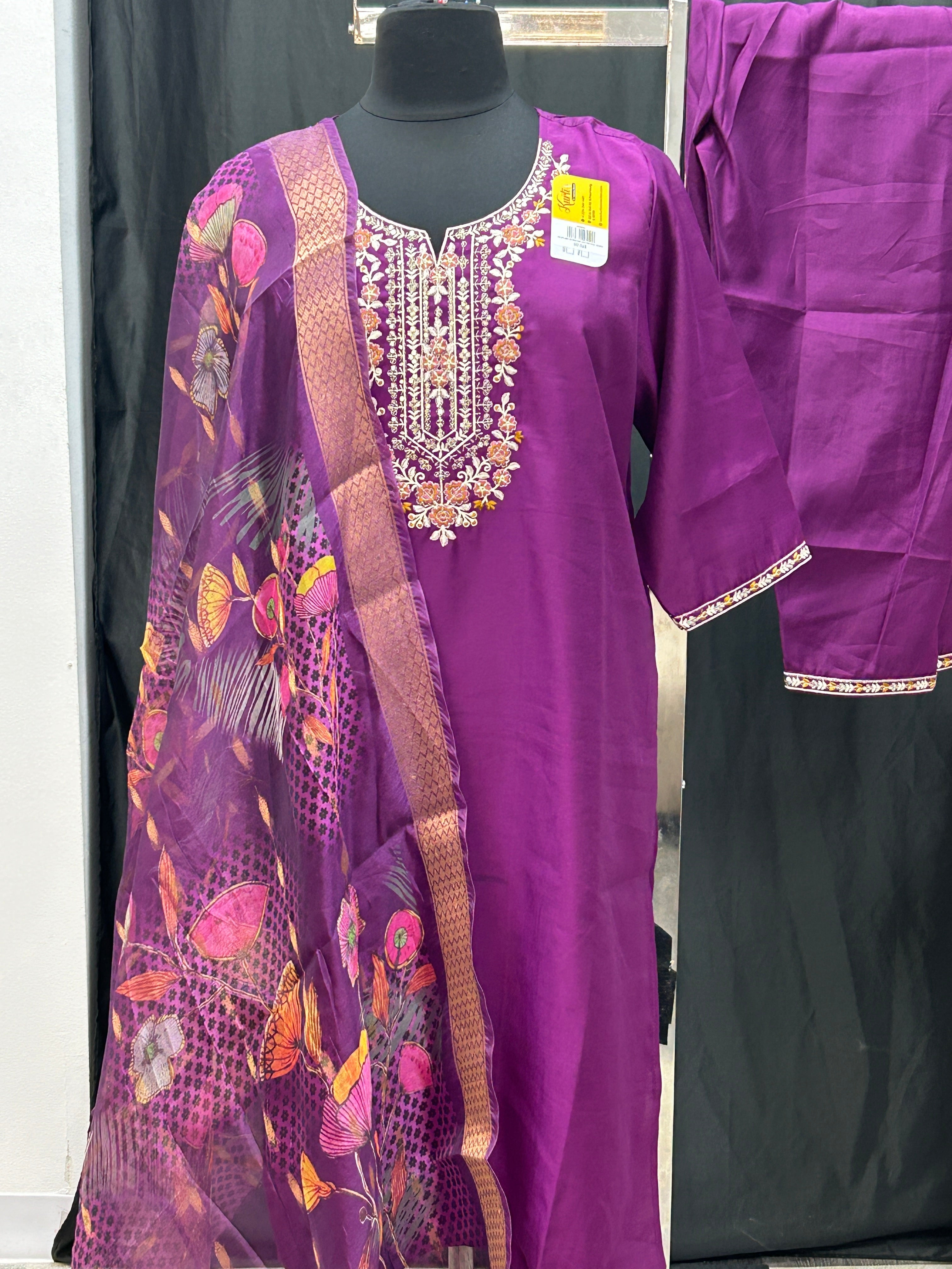 Malhar : Plus size Kurti sets