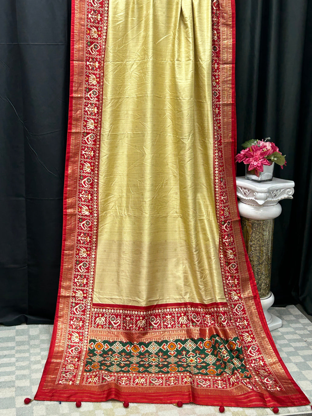 Patola print saree : henna green