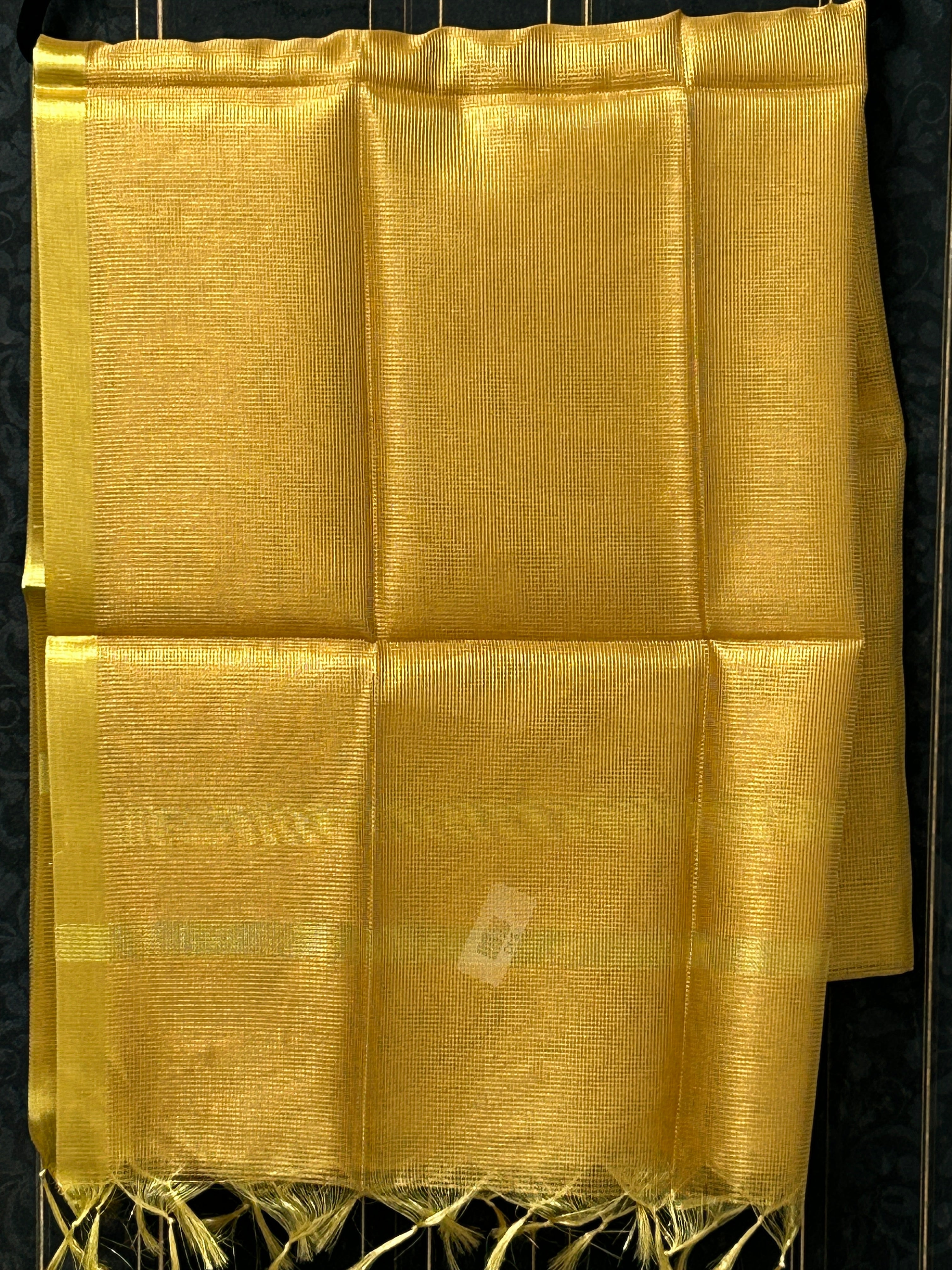 Golden dupatta