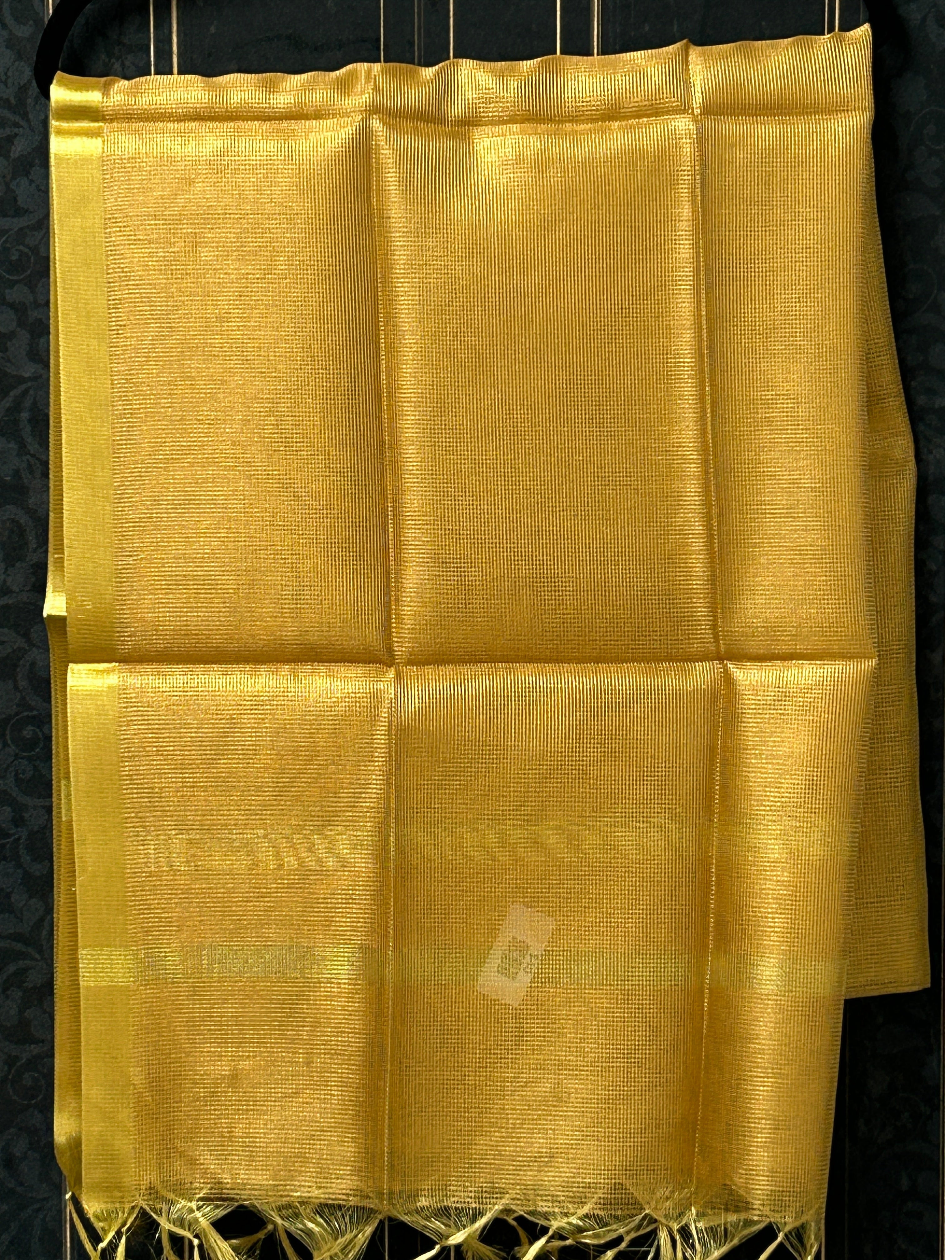 Golden dupatta