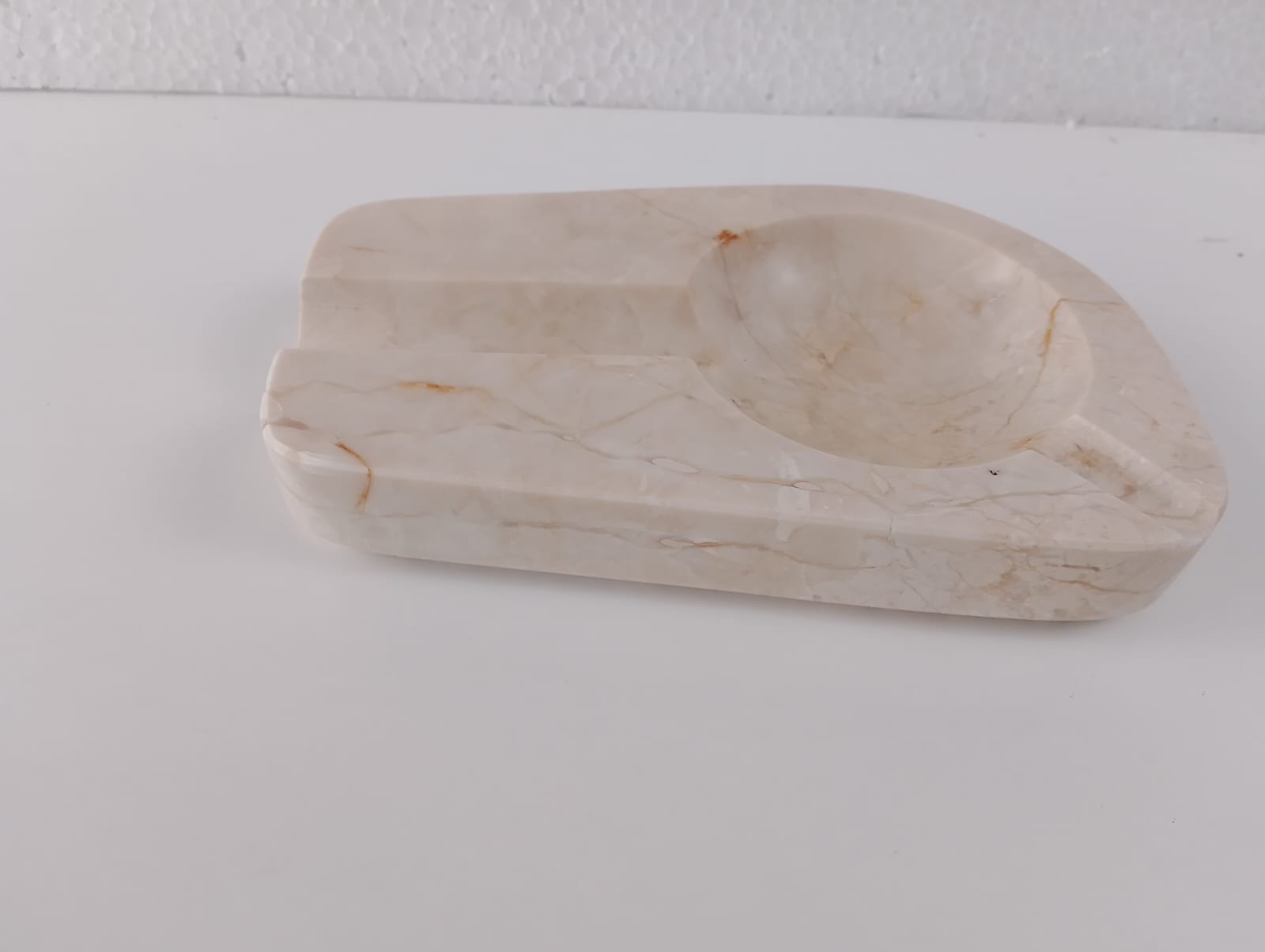Marble Ashtray – Grey Natural Stone Cigar & Cigarette Holder | Hand-Carved Luxury Ashtray