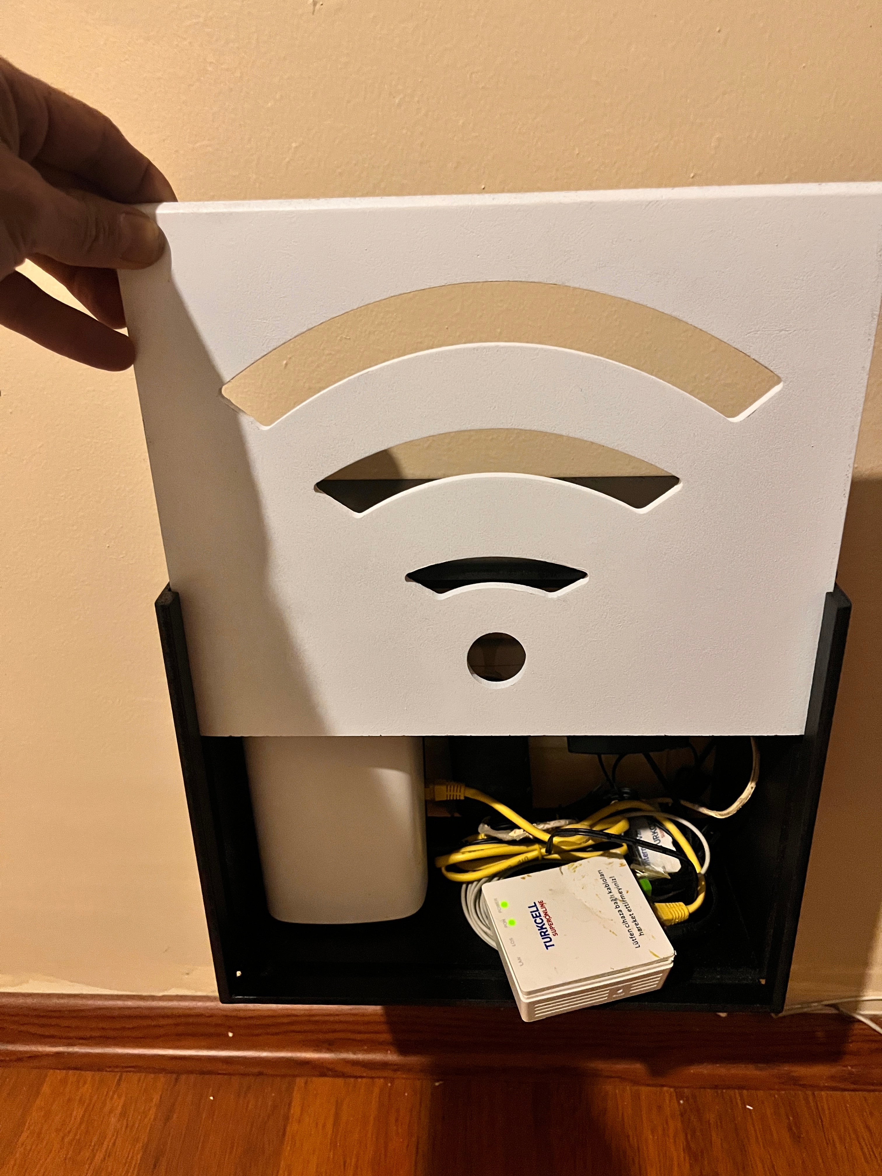Wall-Mounted WiFi Router Box Cover | Modern Cable Management Organizer