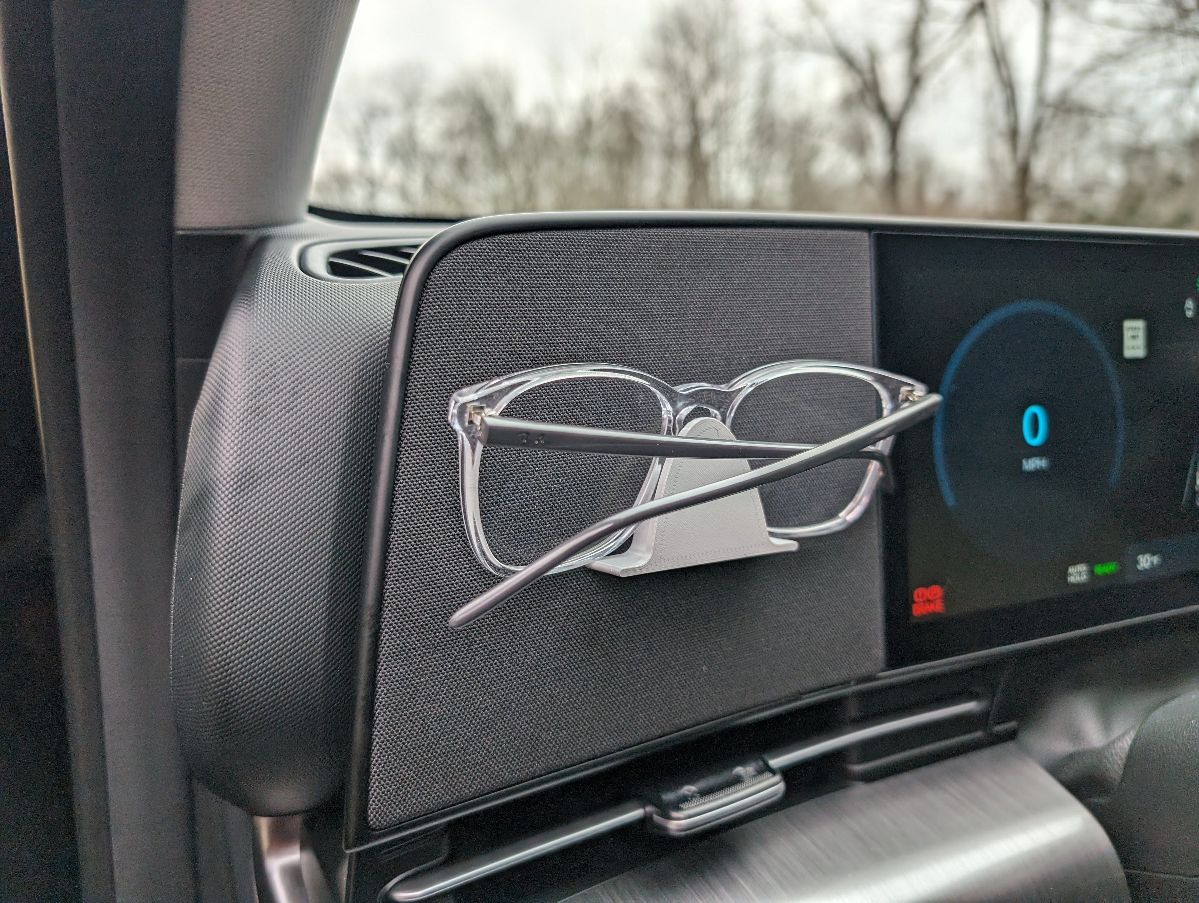 Kona/Tucson/Santa Fe/Sontata/Santa Cruz Glasses Holder - Adjustable